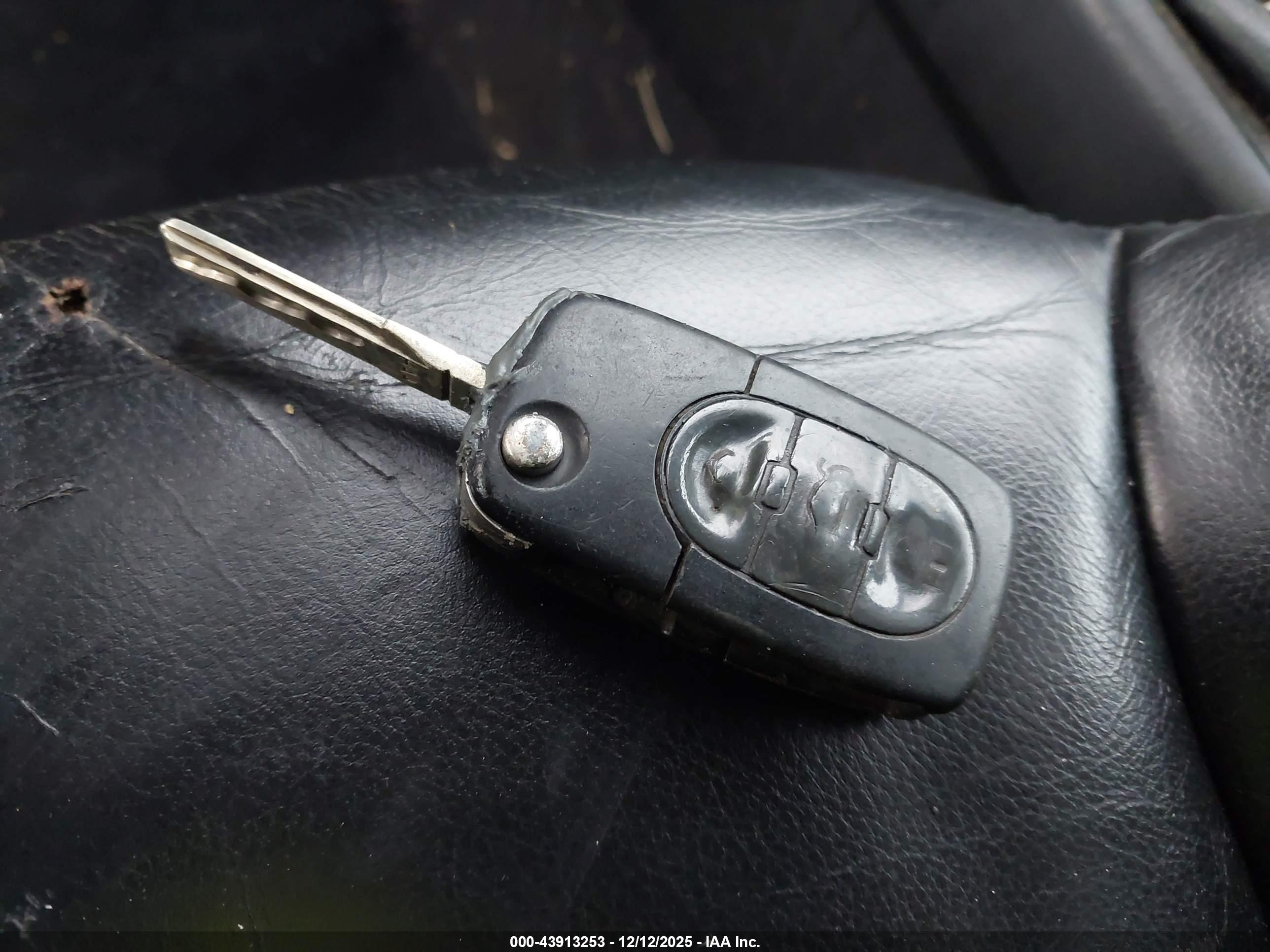 VOLKSWAGEN JETTA image 11