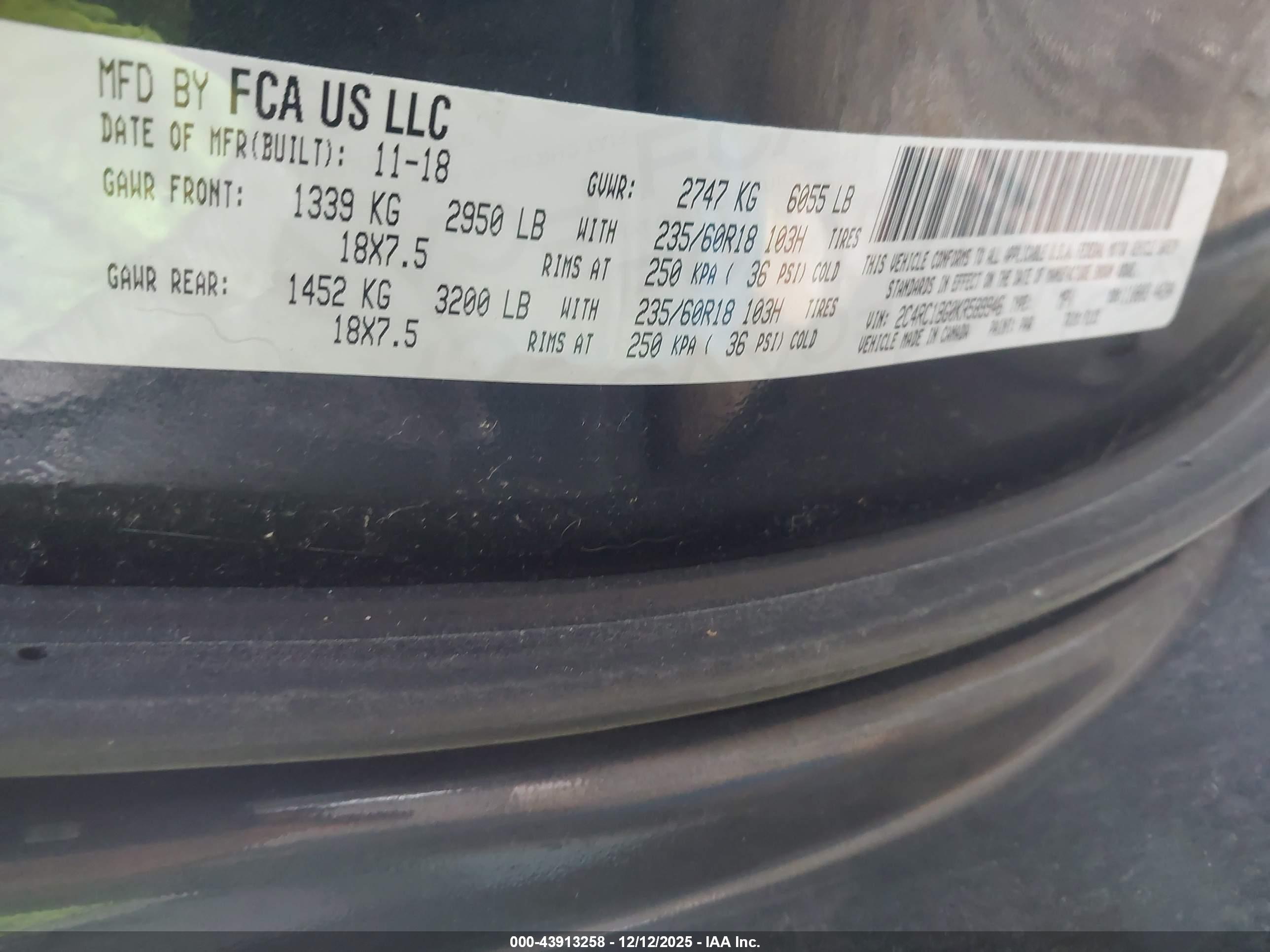 CHRYSLER PACIFICA image 9