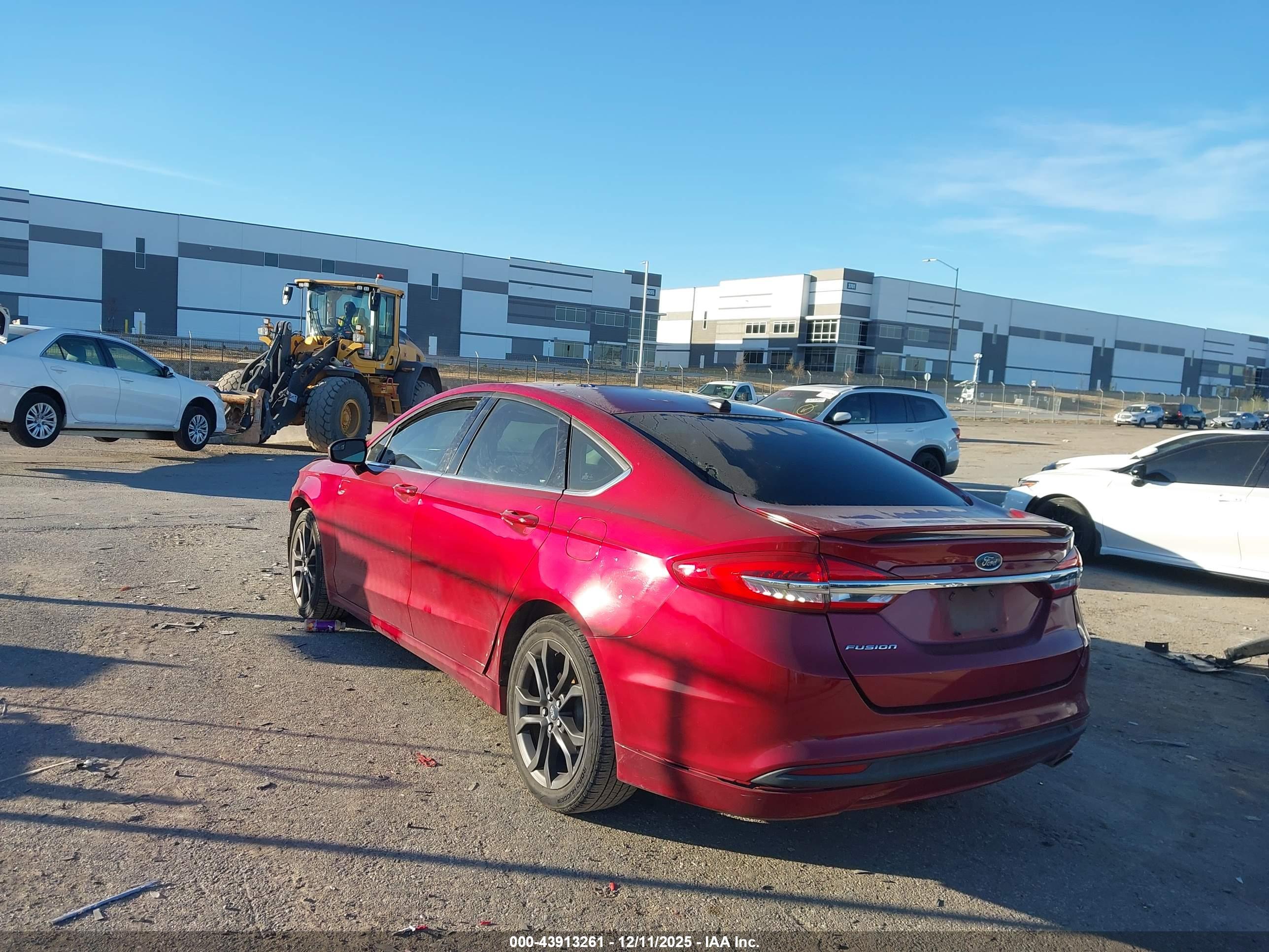 FORD FUSION image 3