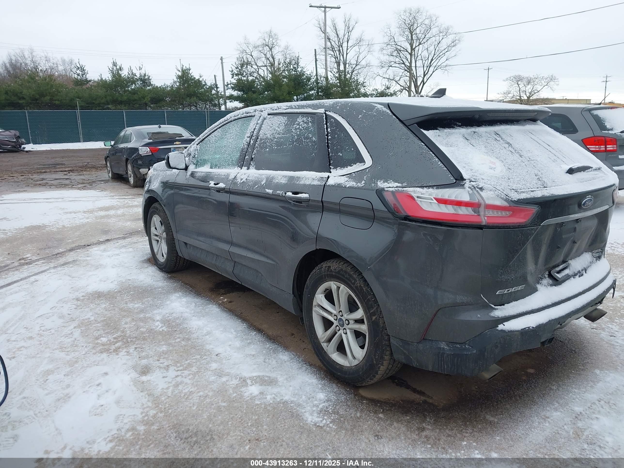 FORD EDGE image 3