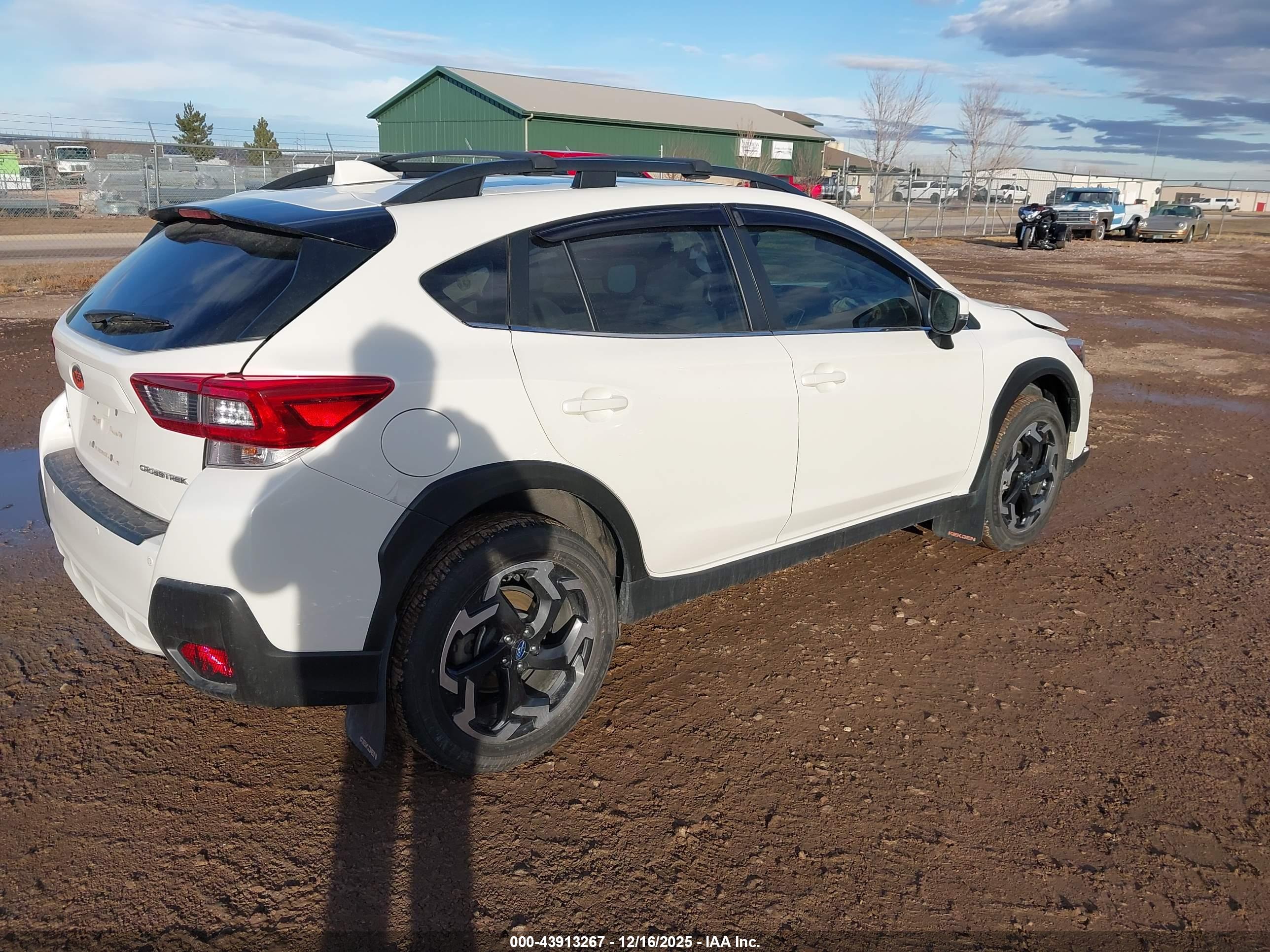 SUBARU CROSSTREK image 4