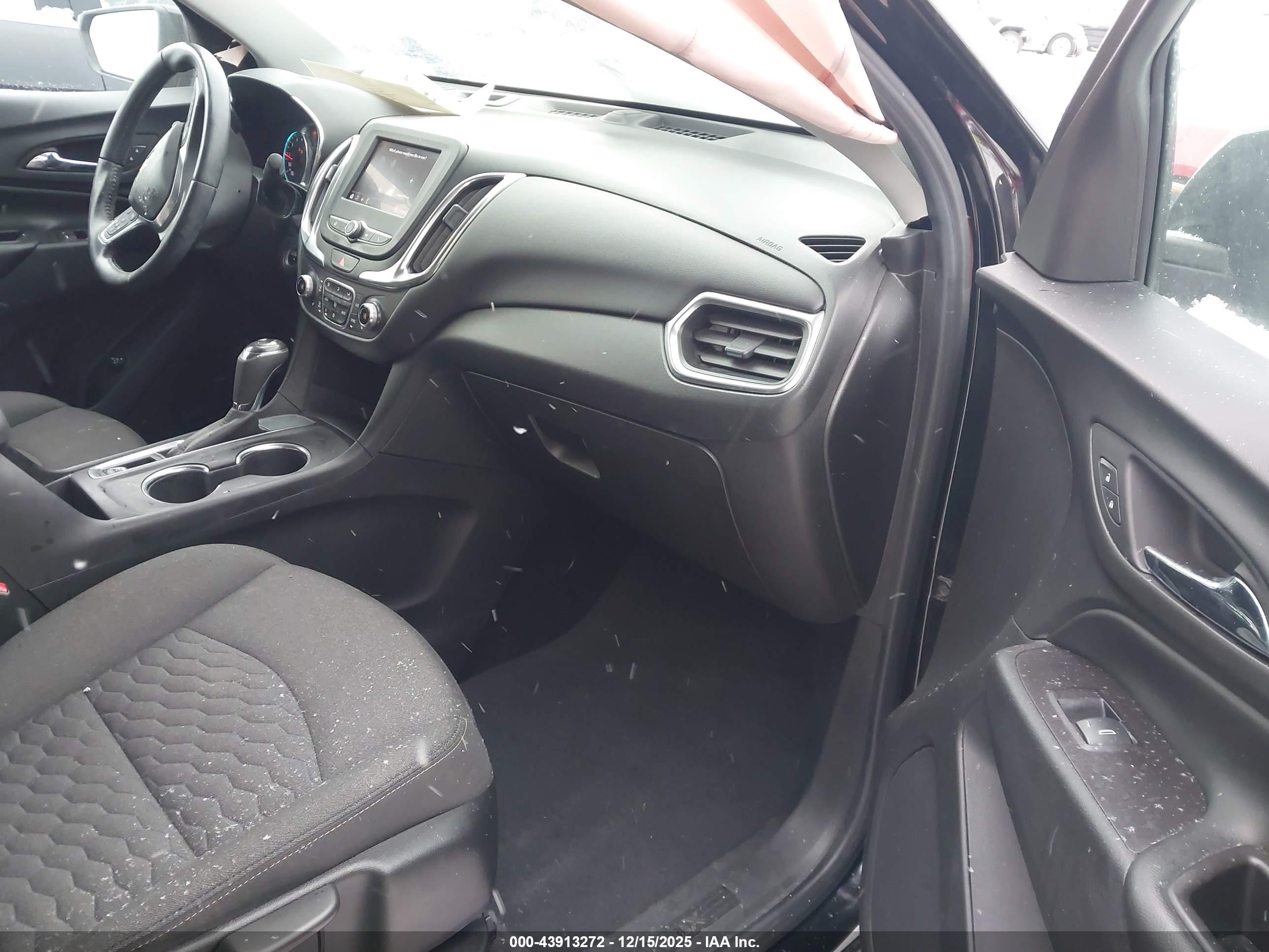 CHEVROLET EQUINOX image 5