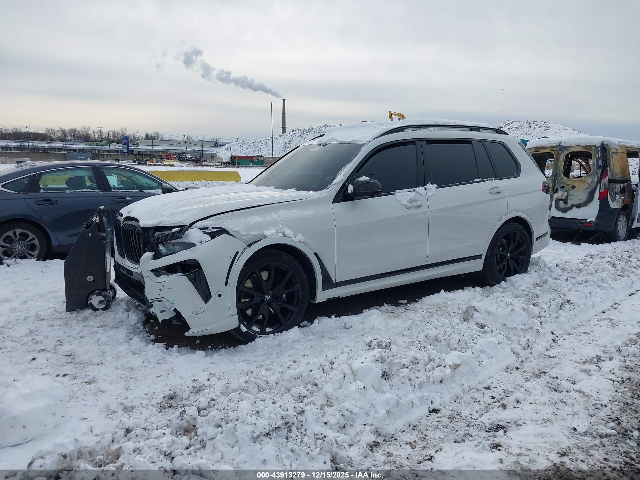 BMW X7 image 2