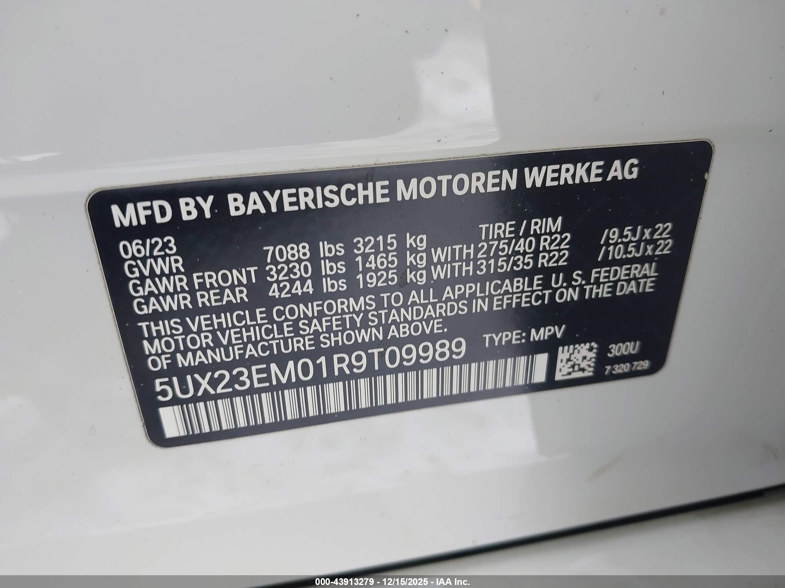 BMW X7 image 9
