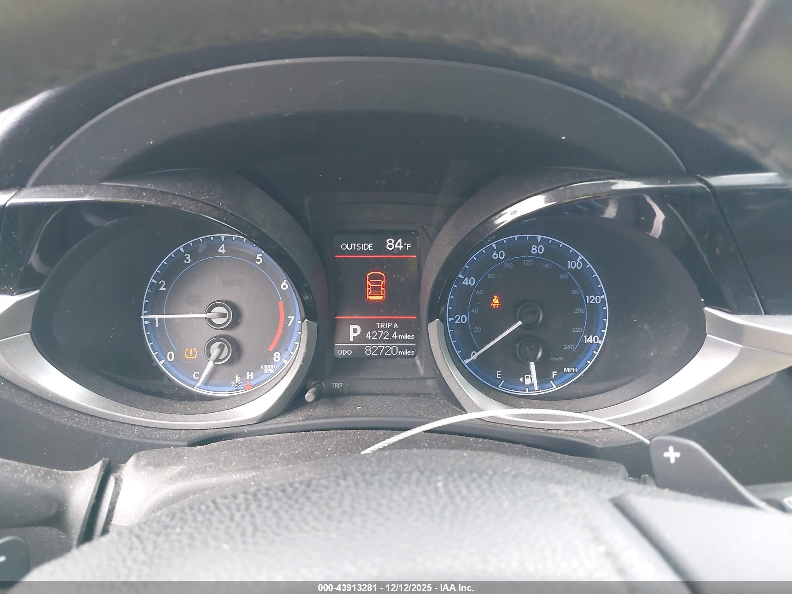 TOYOTA COROLLA image 7