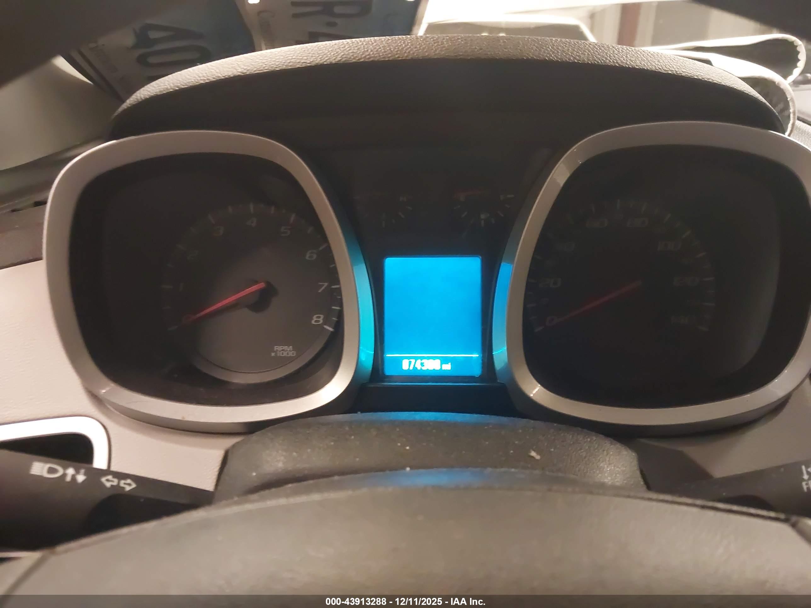 CHEVROLET EQUINOX image 7