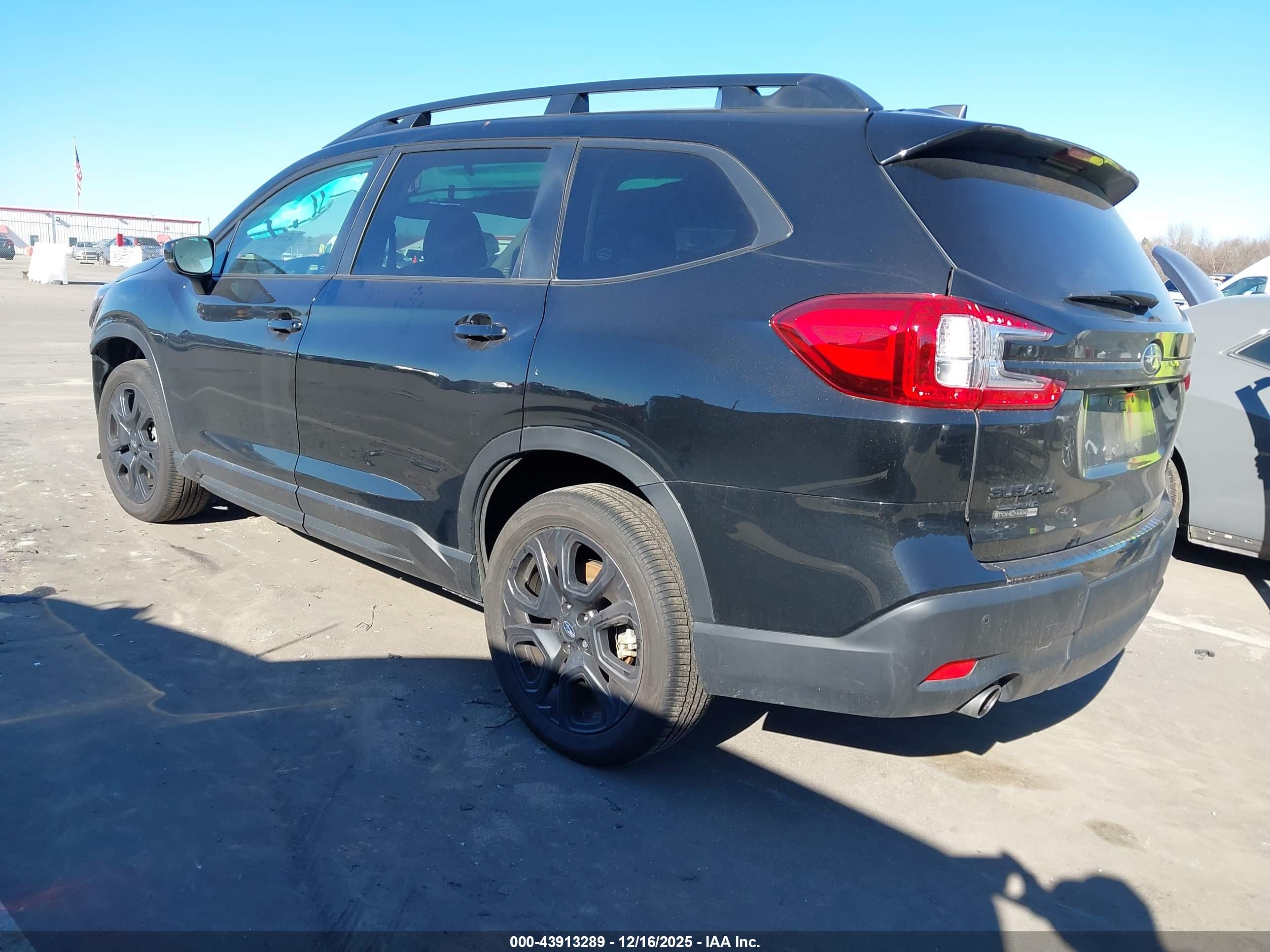 SUBARU ASCENT image 3