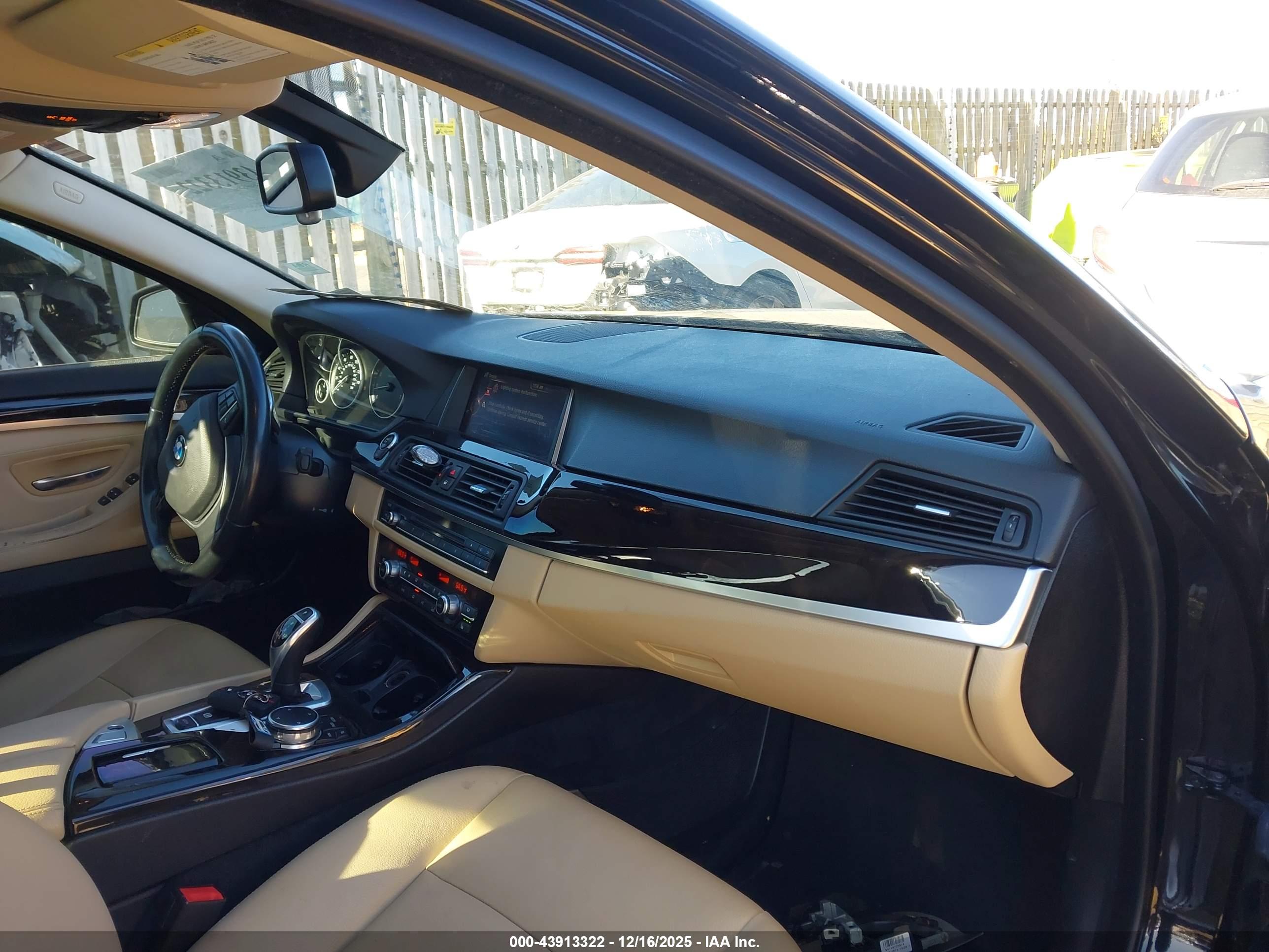 BMW 528I image 5