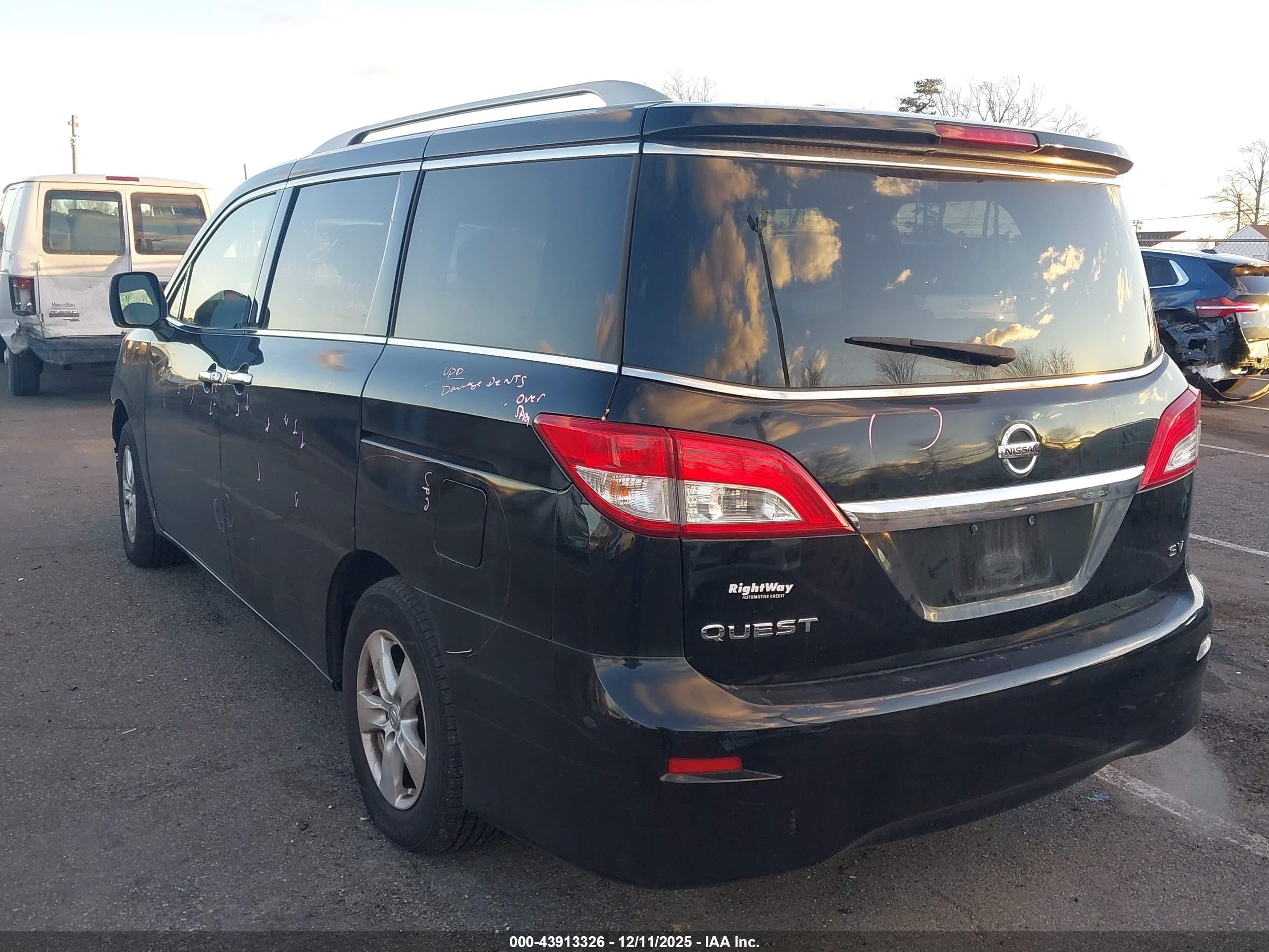NISSAN QUEST image 3