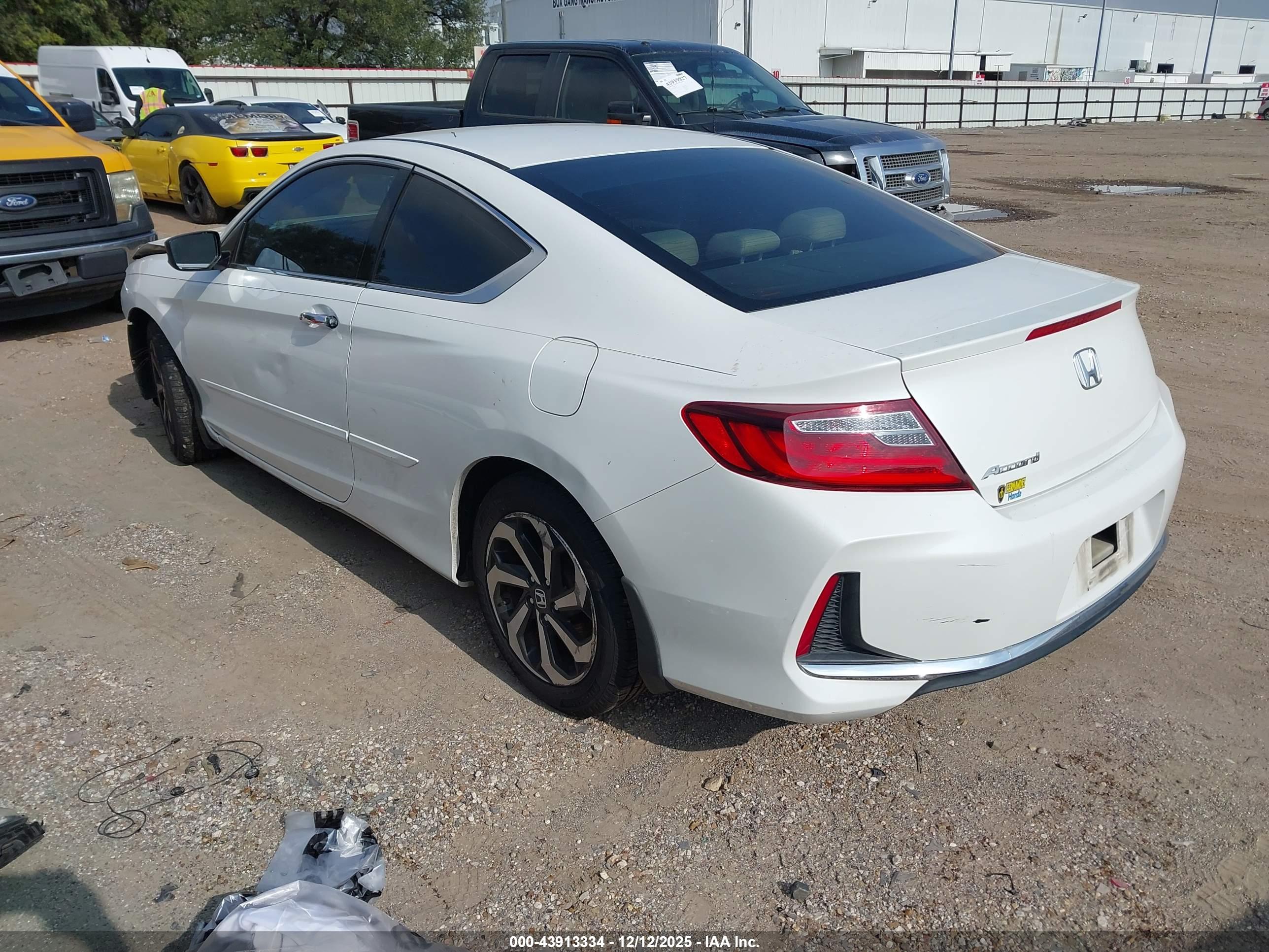 HONDA ACCORD image 3