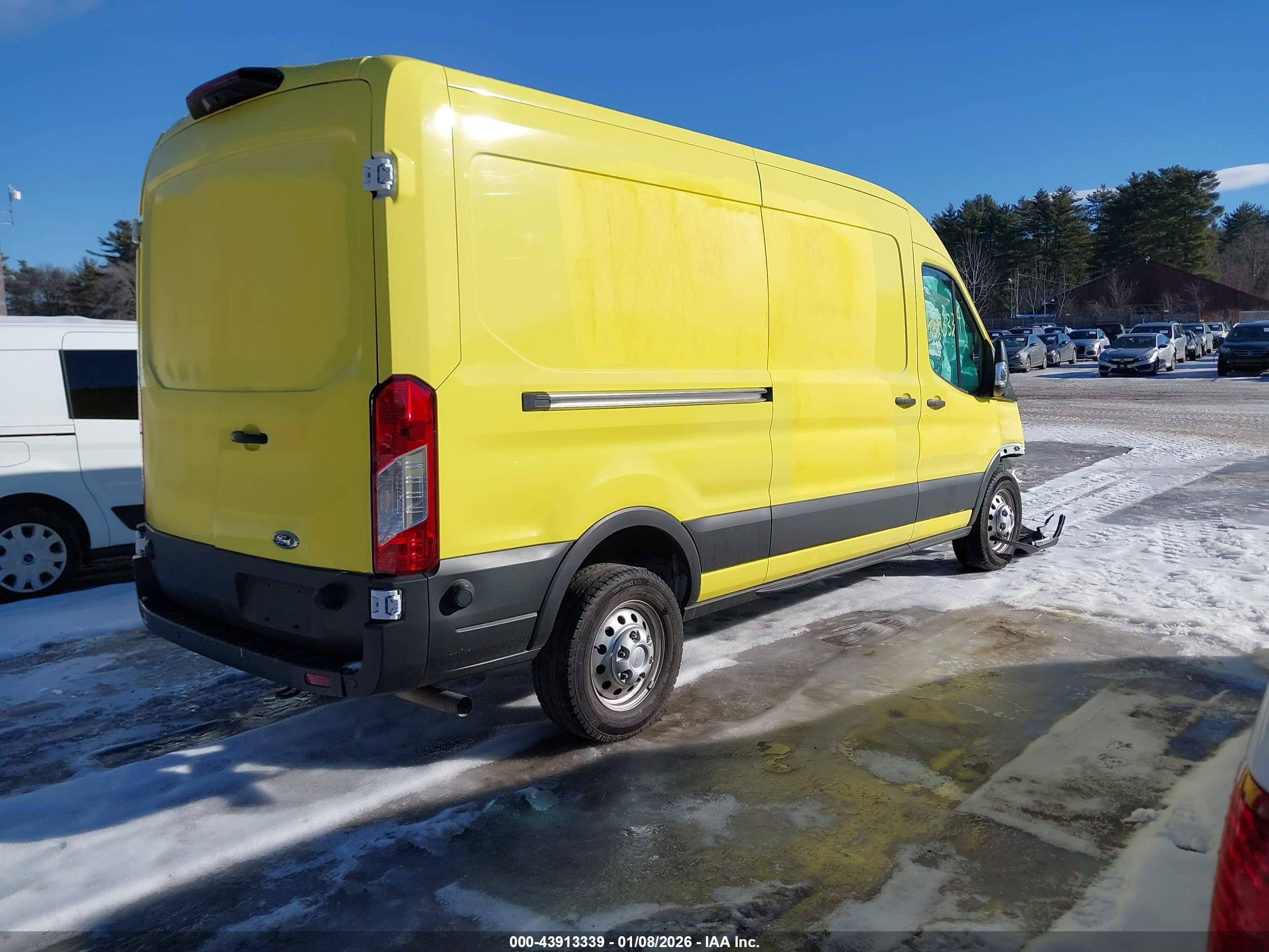 FORD TRANSIT-250 image 4