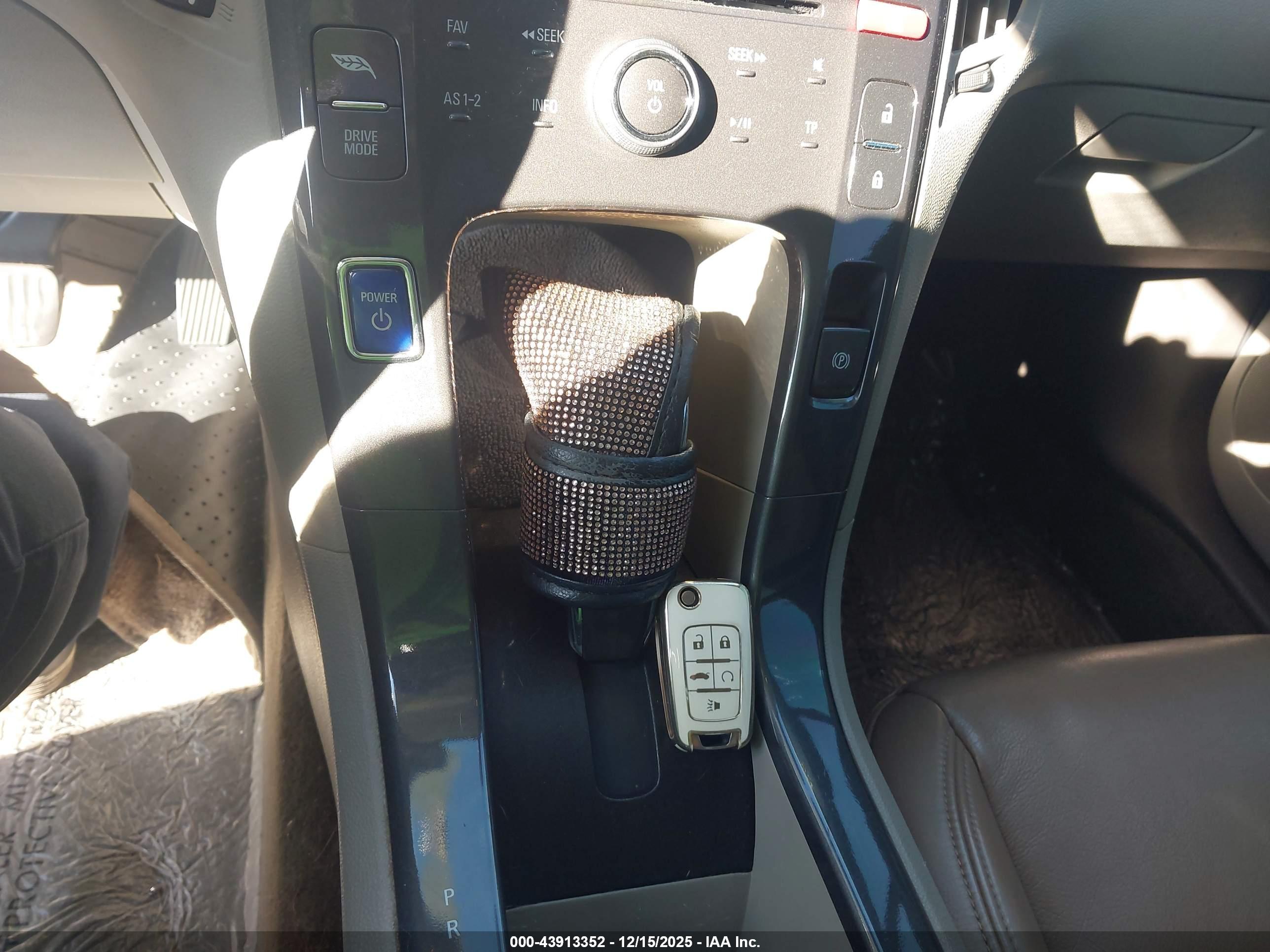 CHEVROLET VOLT image 11