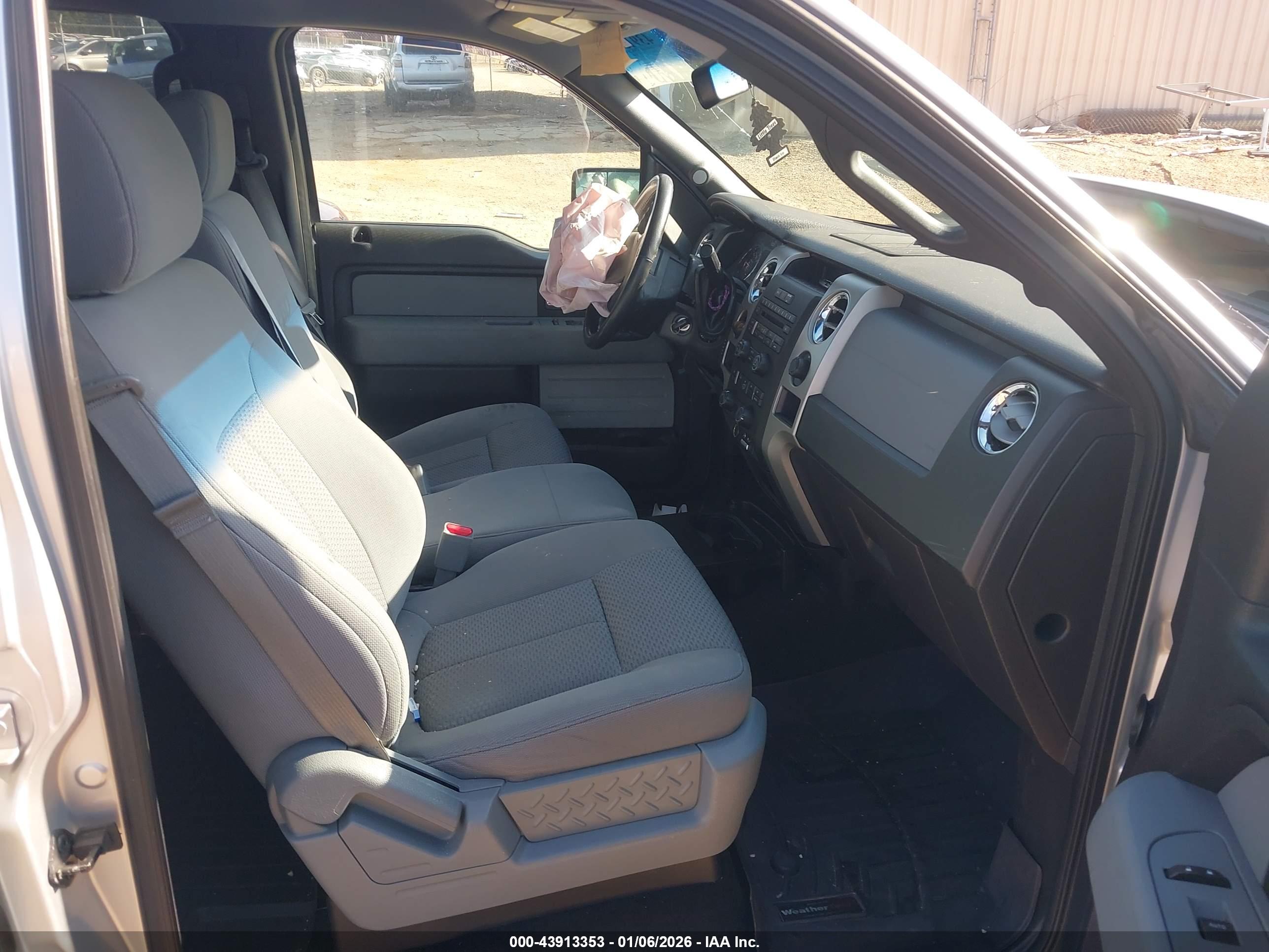 FORD F-150 image 5