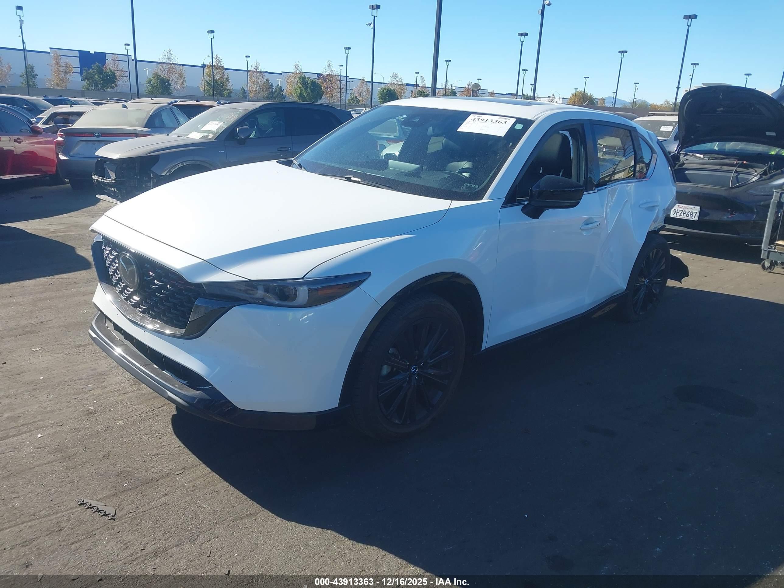 MAZDA CX-5 image 2