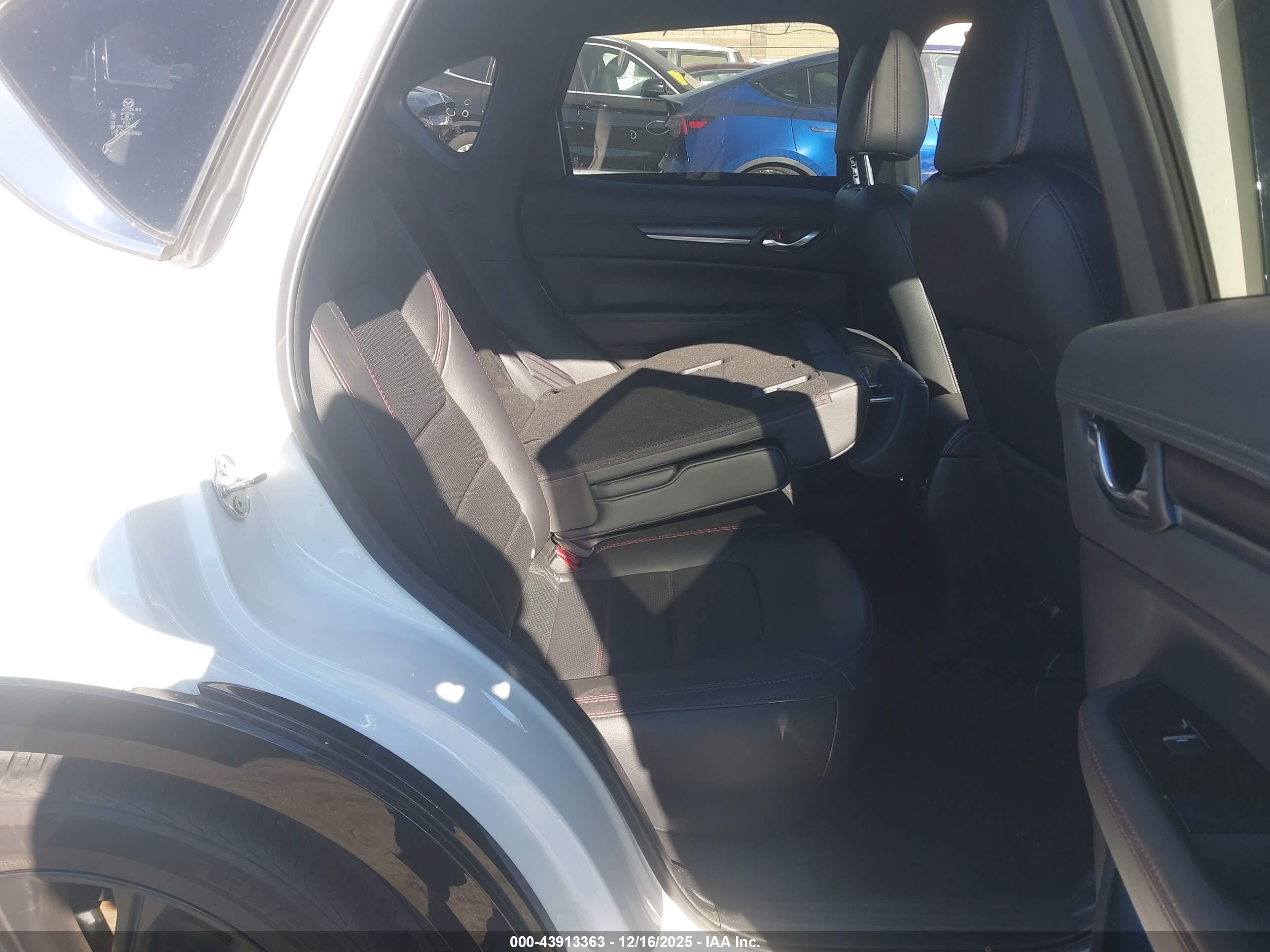 MAZDA CX-5 image 5
