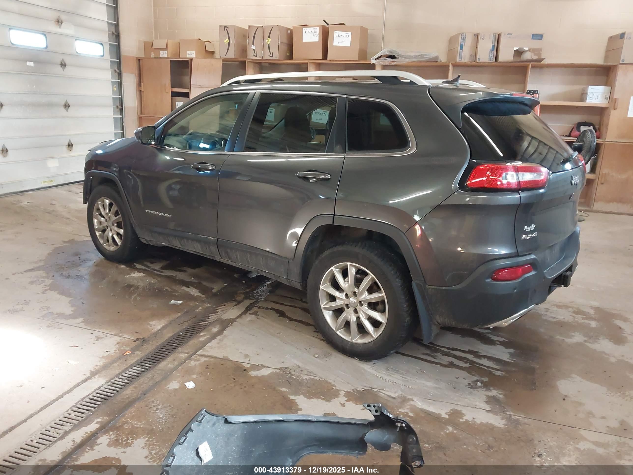 JEEP CHEROKEE image 3