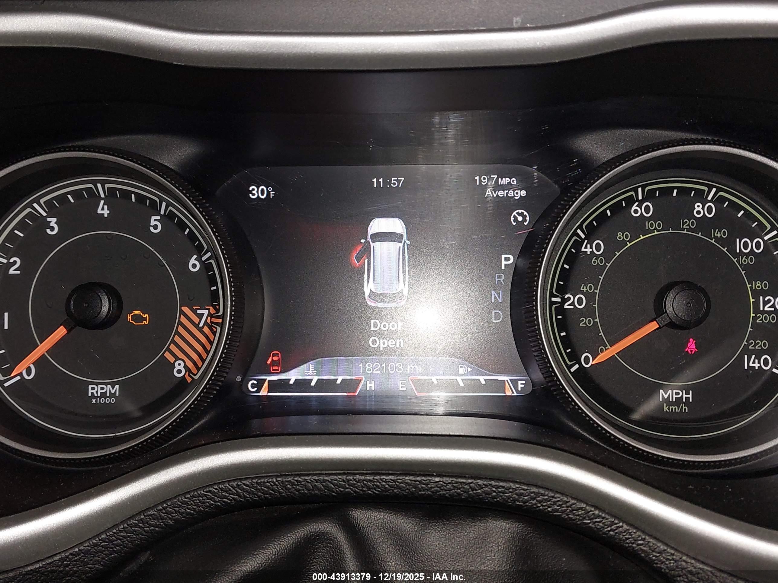 JEEP CHEROKEE image 7