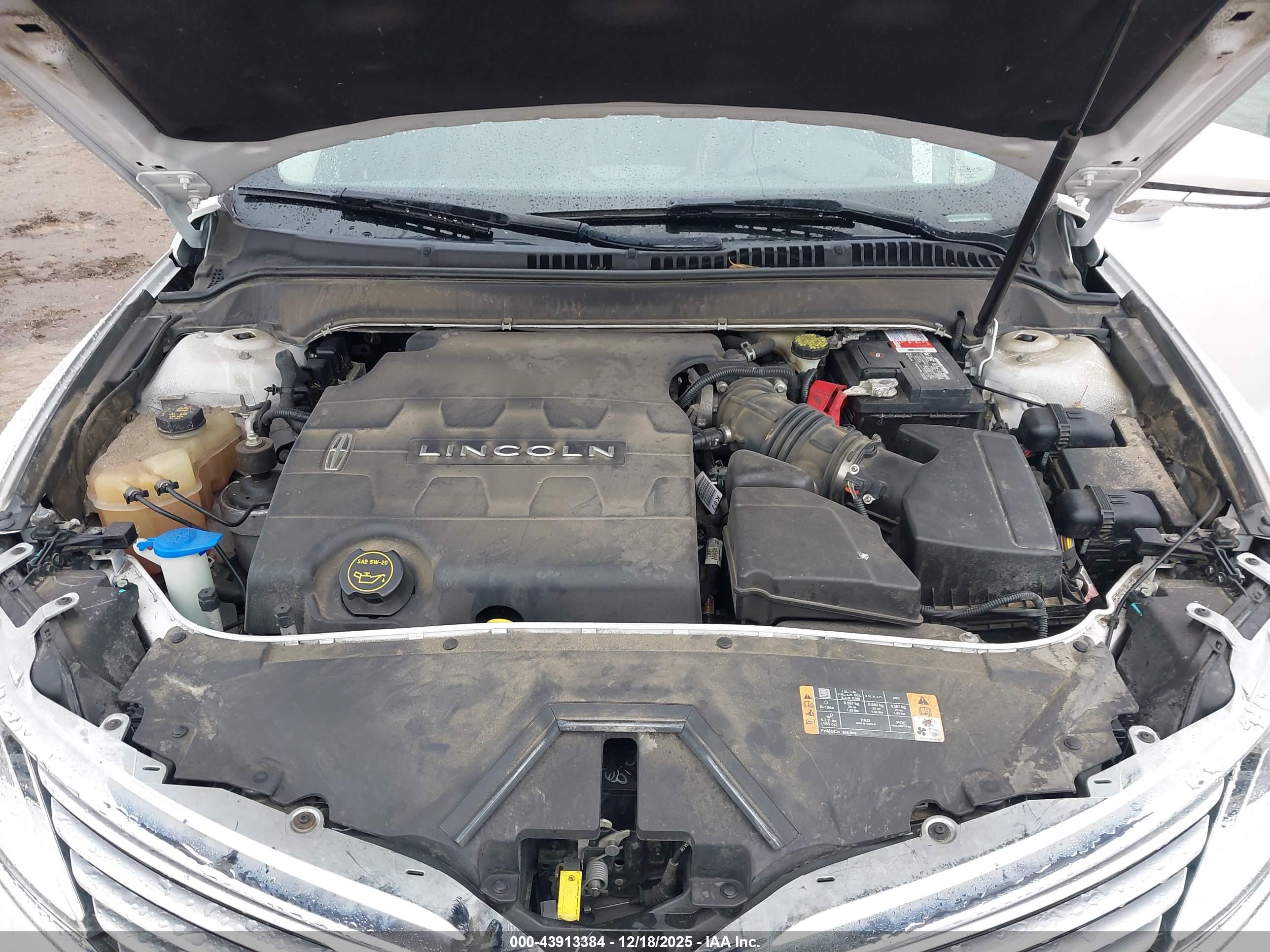 LINCOLN MKZ image 10
