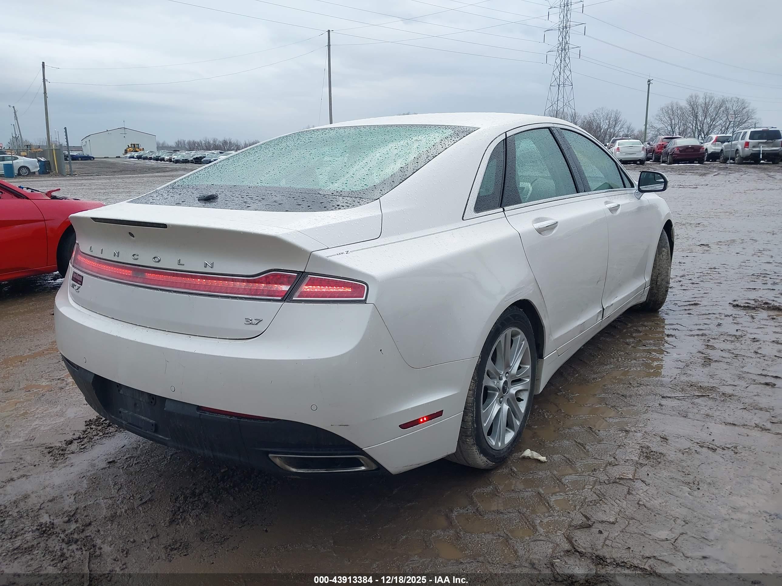 LINCOLN MKZ image 4