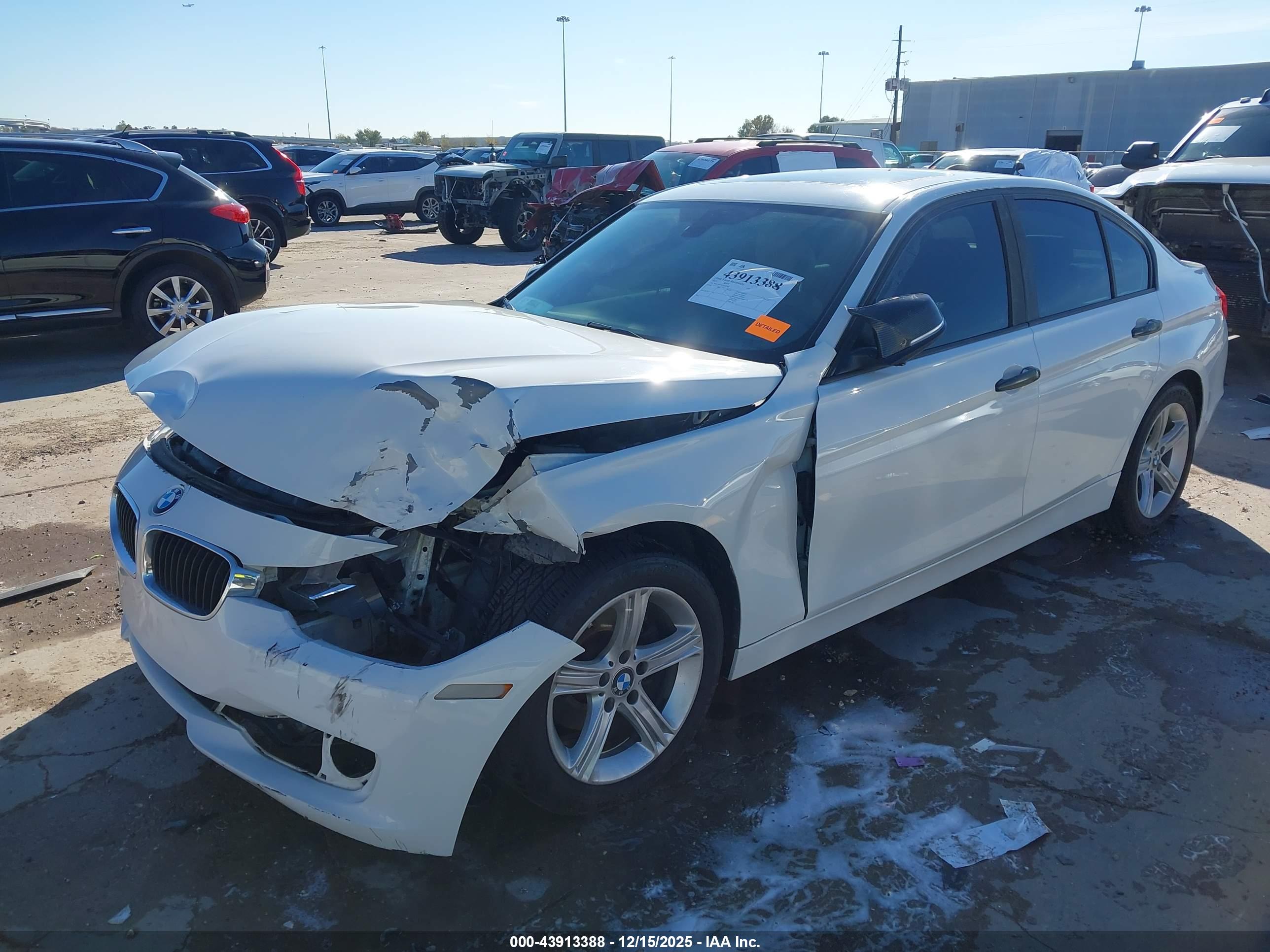BMW 320I image 2