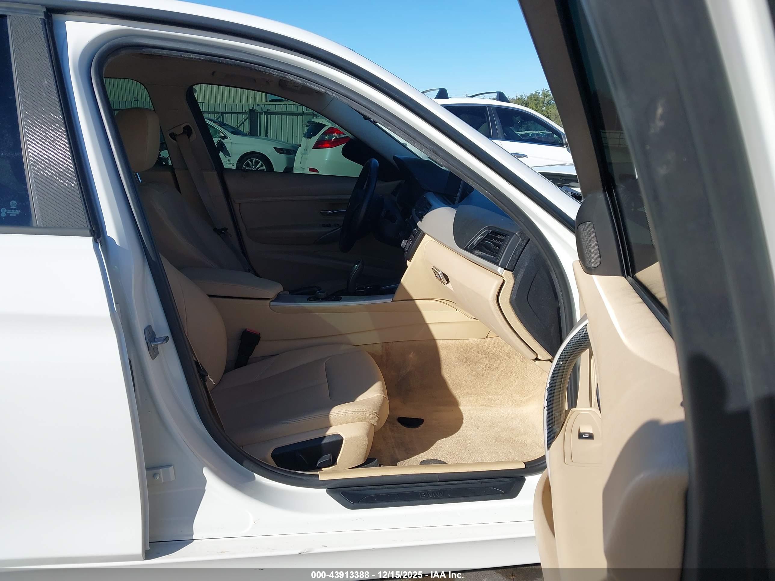 BMW 320I image 5
