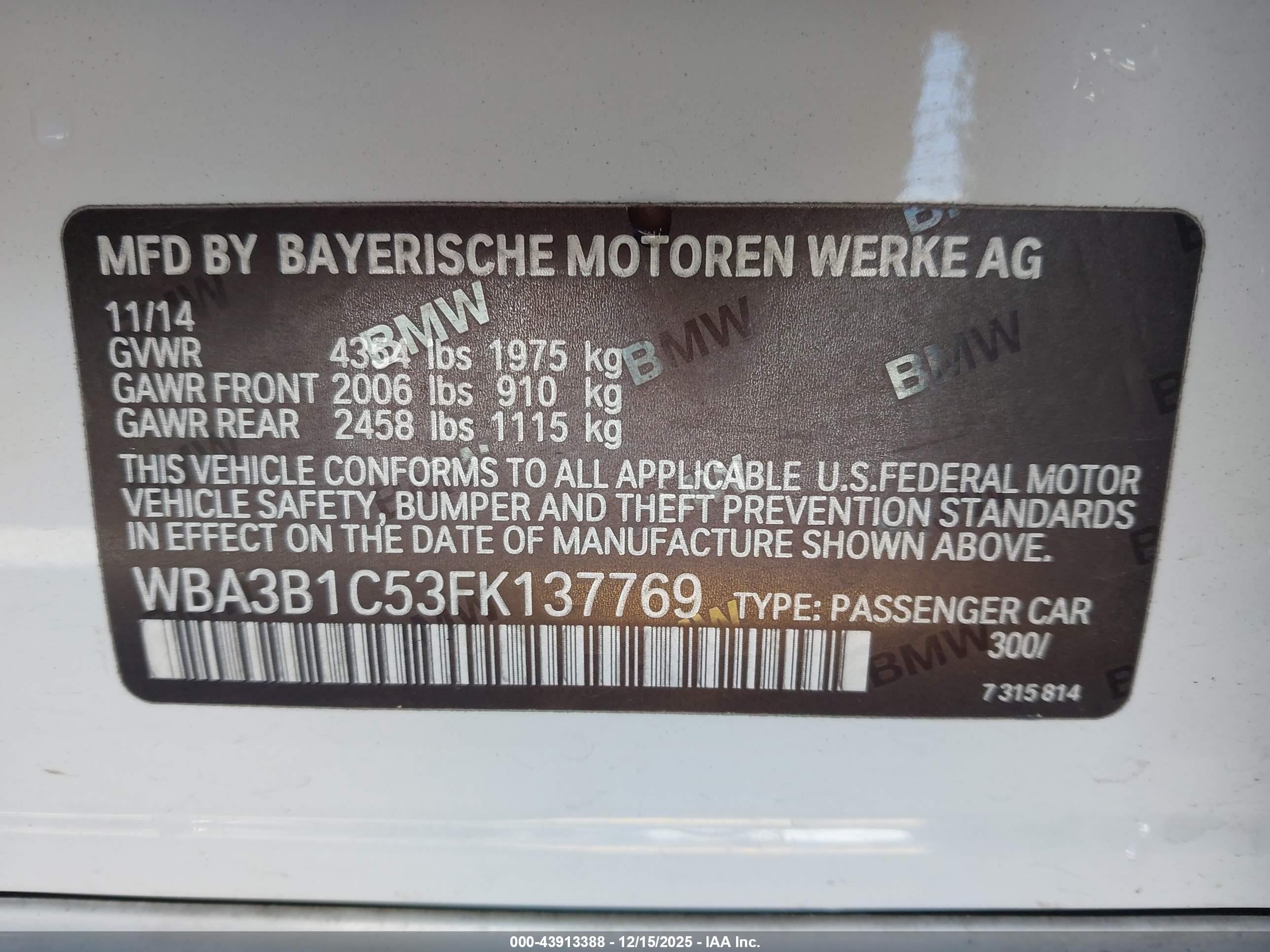 BMW 320I image 9