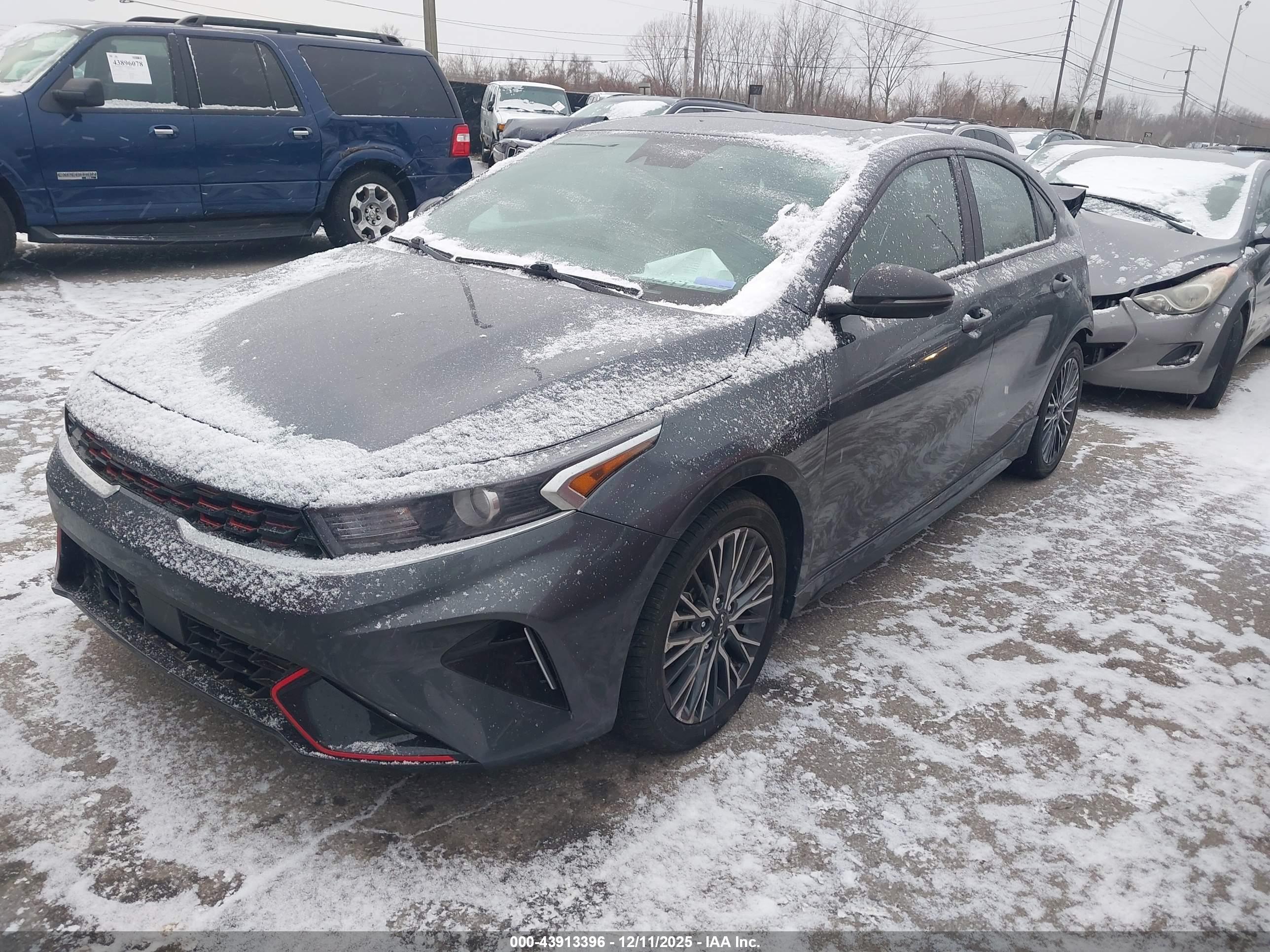 KIA FORTE image 2