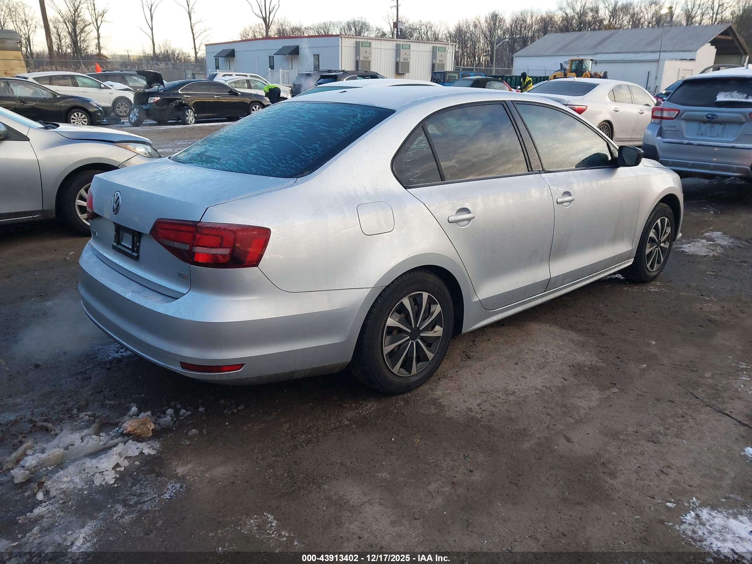 VOLKSWAGEN JETTA image 4