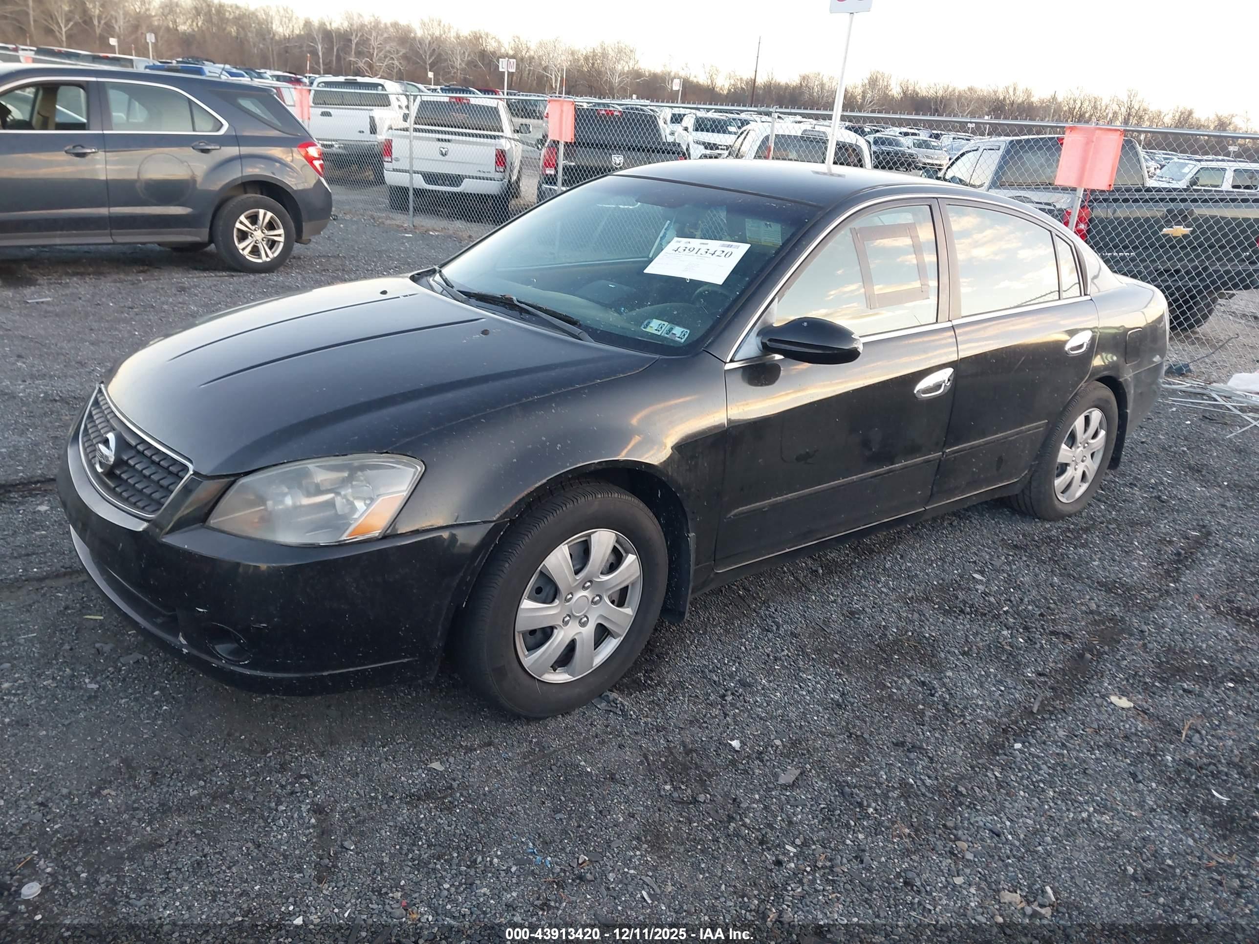 NISSAN ALTIMA image 2