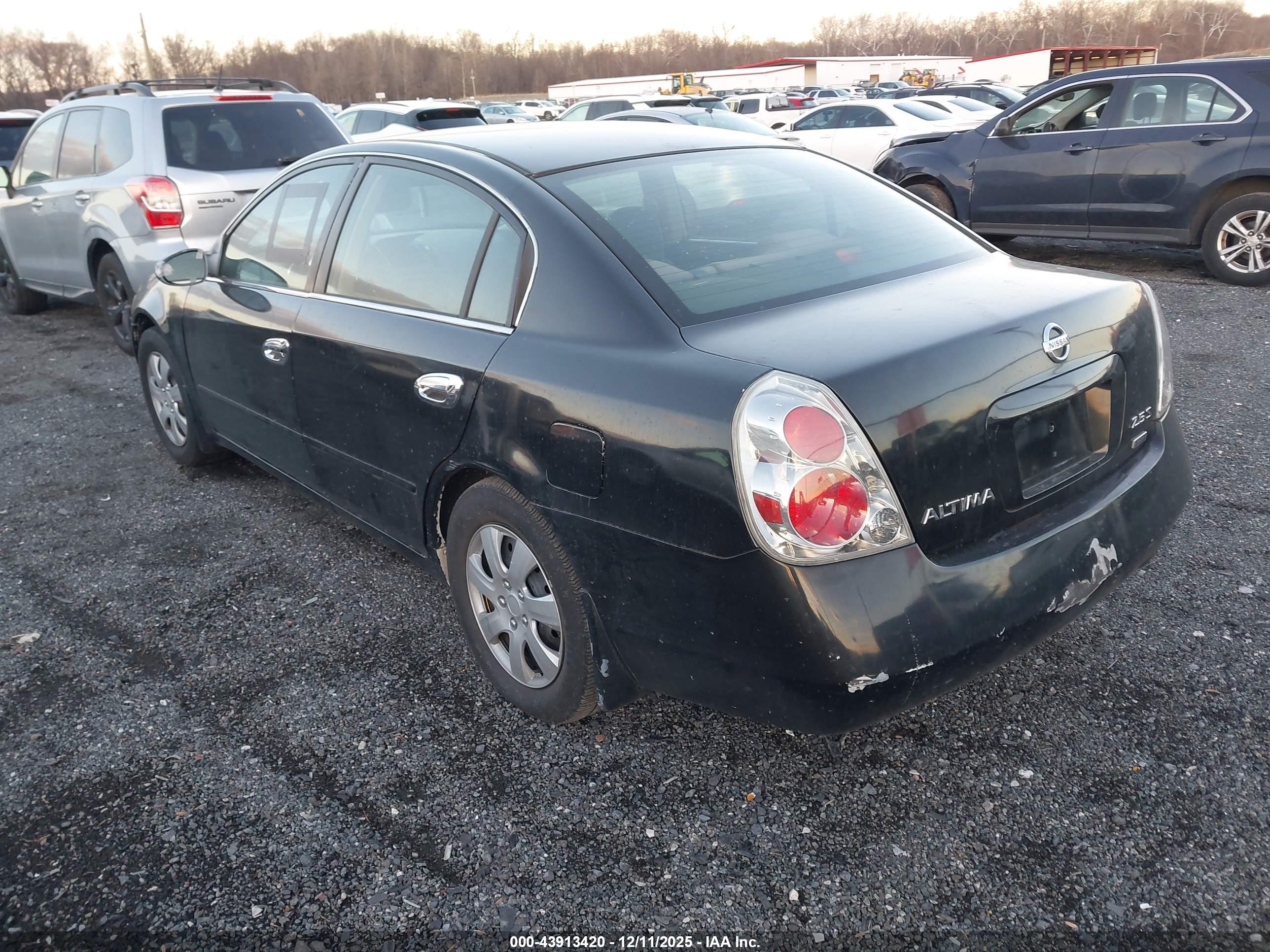 NISSAN ALTIMA image 3