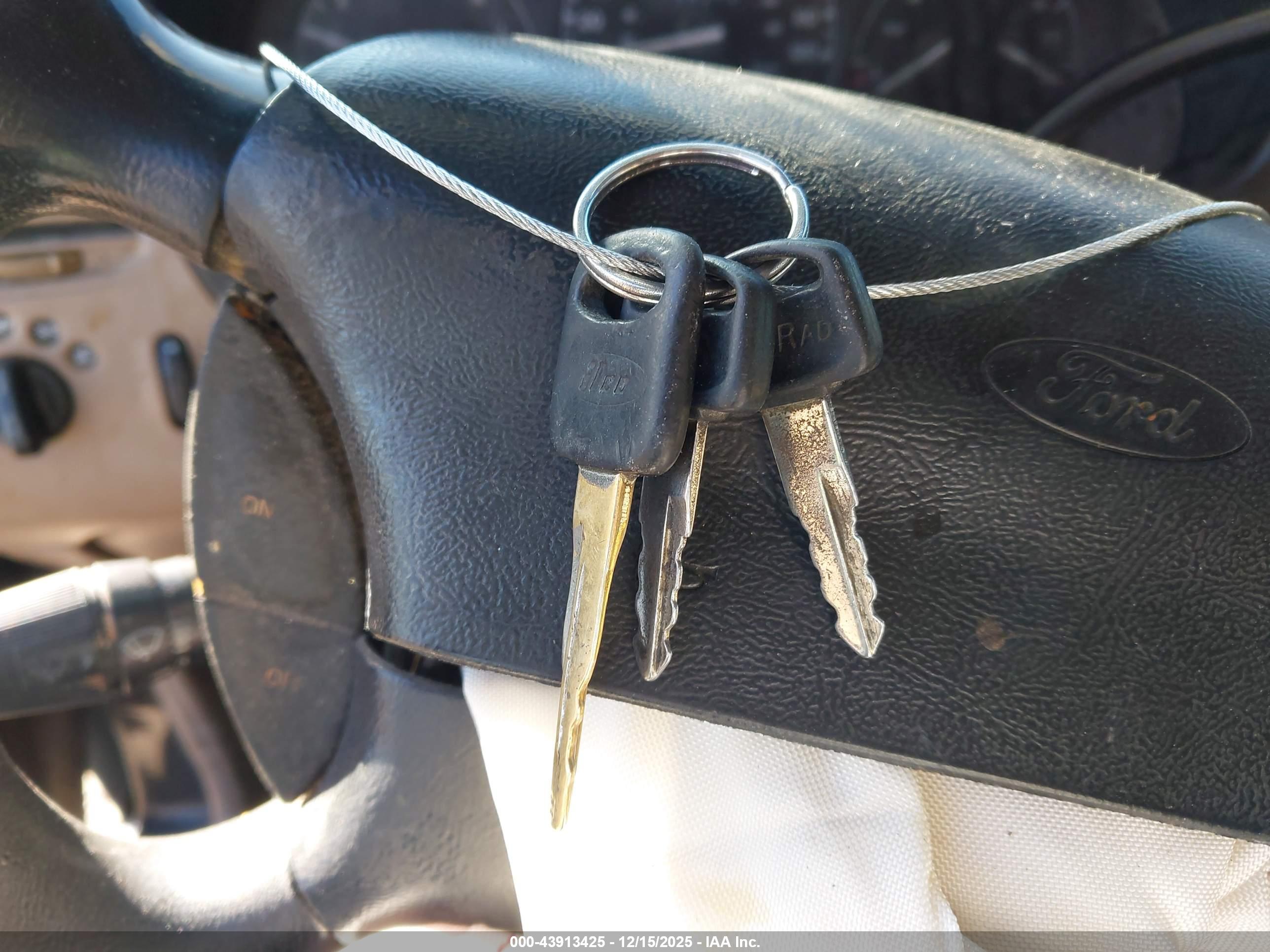 FORD RANGER image 11