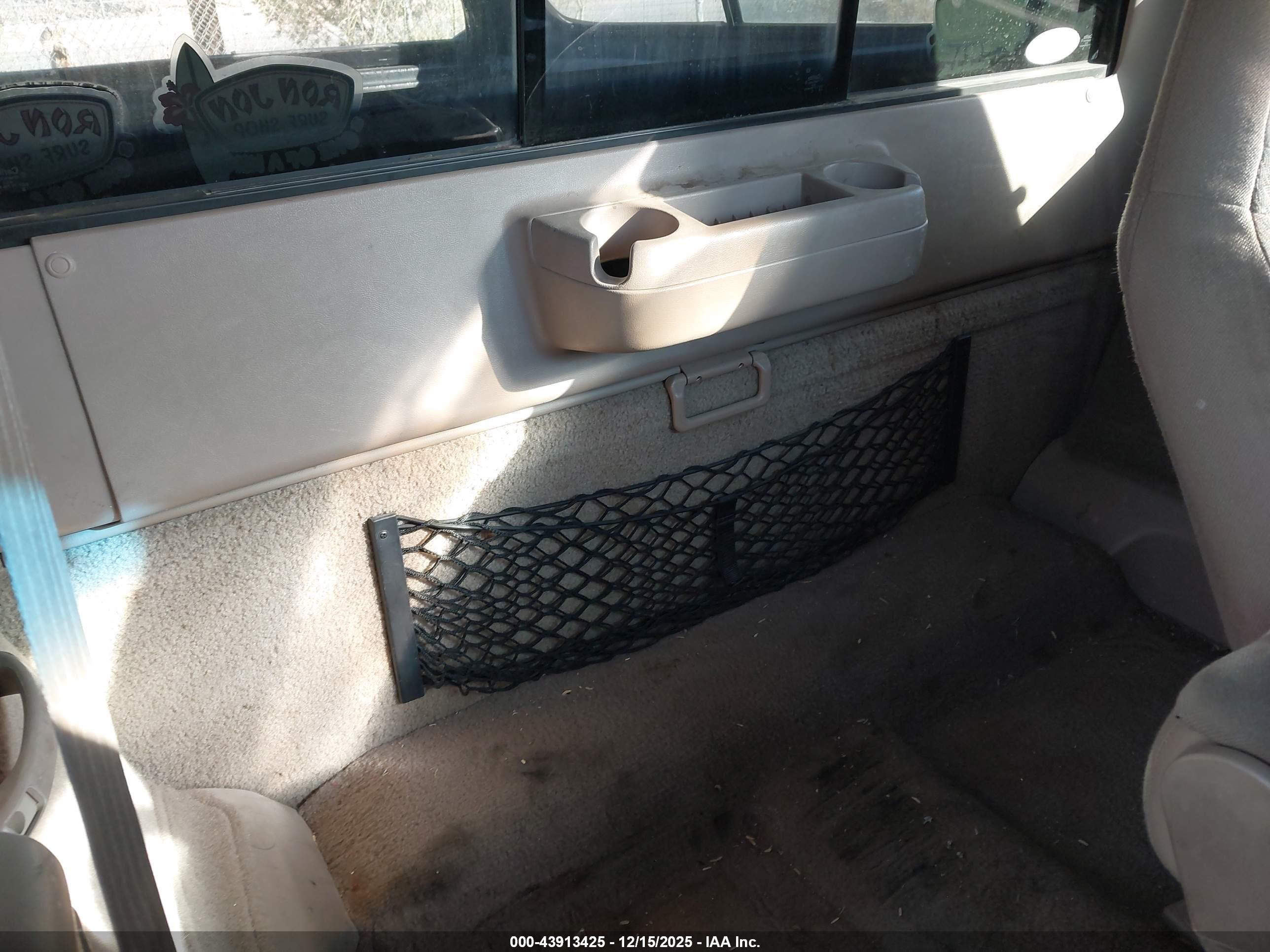 FORD RANGER image 8