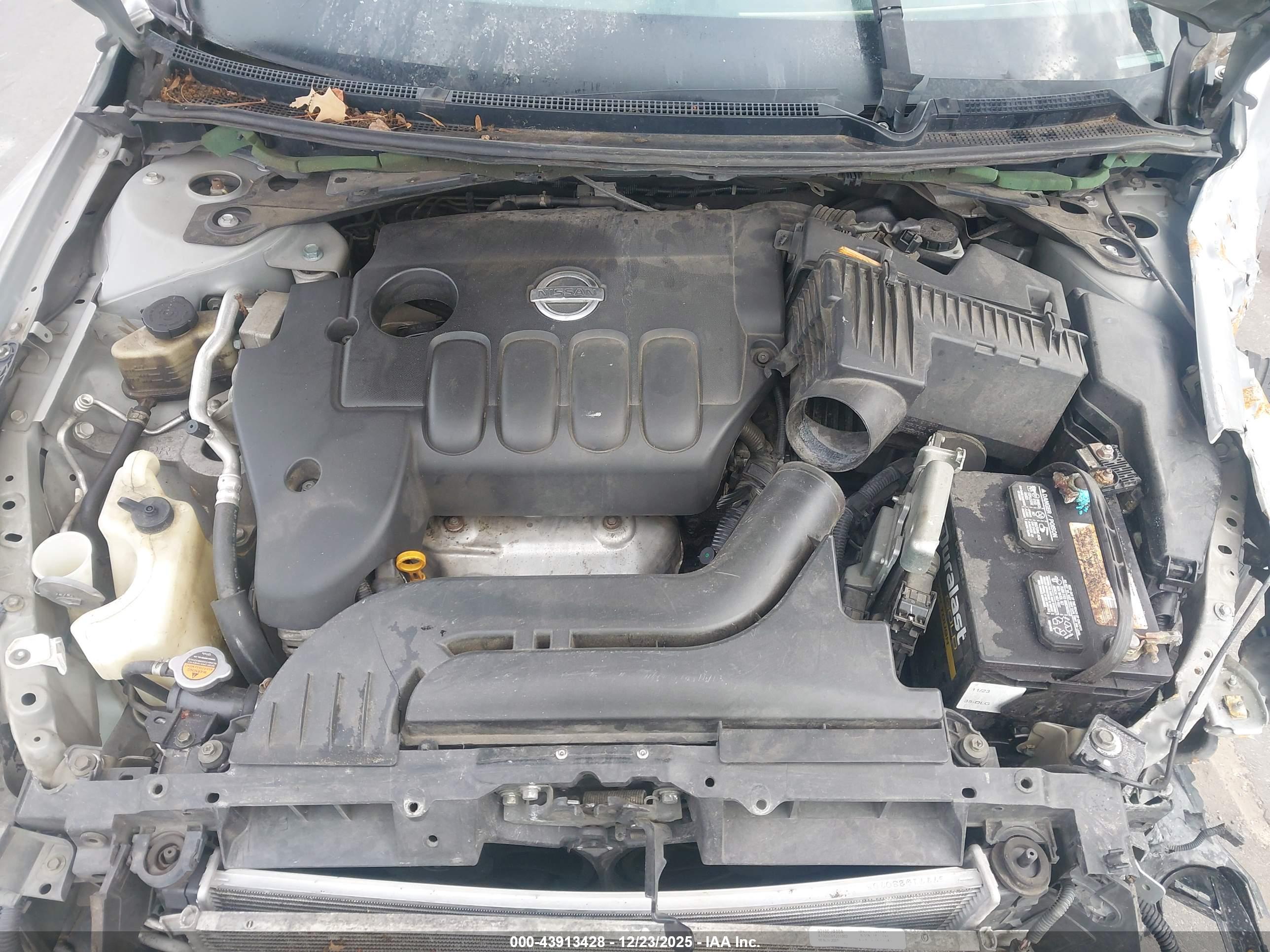 NISSAN ALTIMA image 10