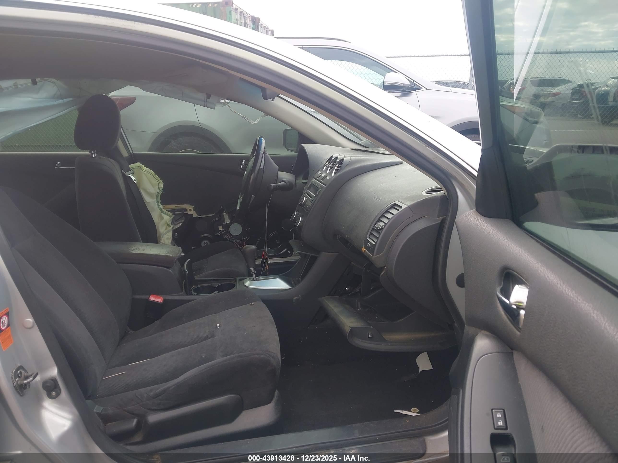 NISSAN ALTIMA image 5
