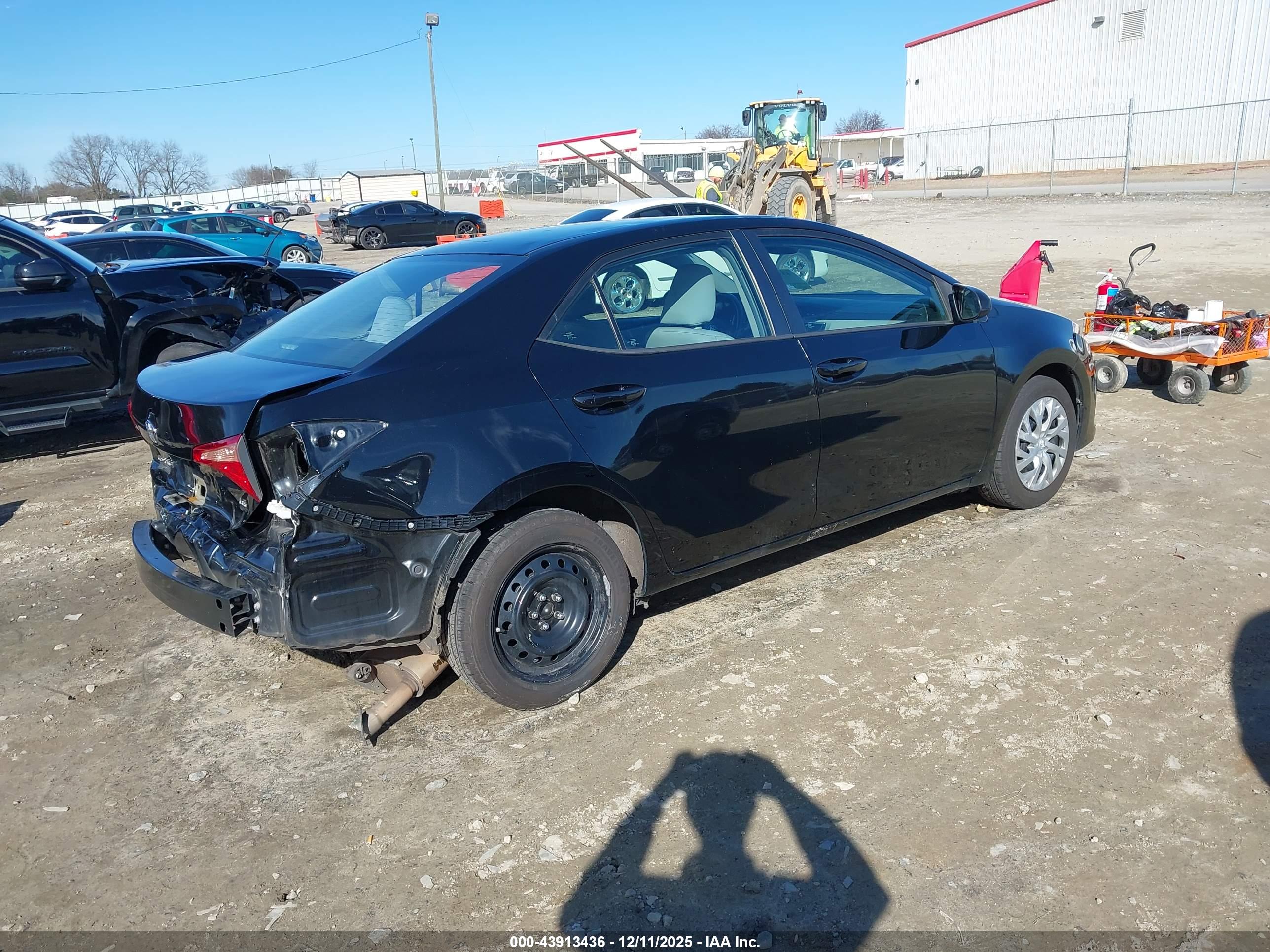 TOYOTA COROLLA image 4