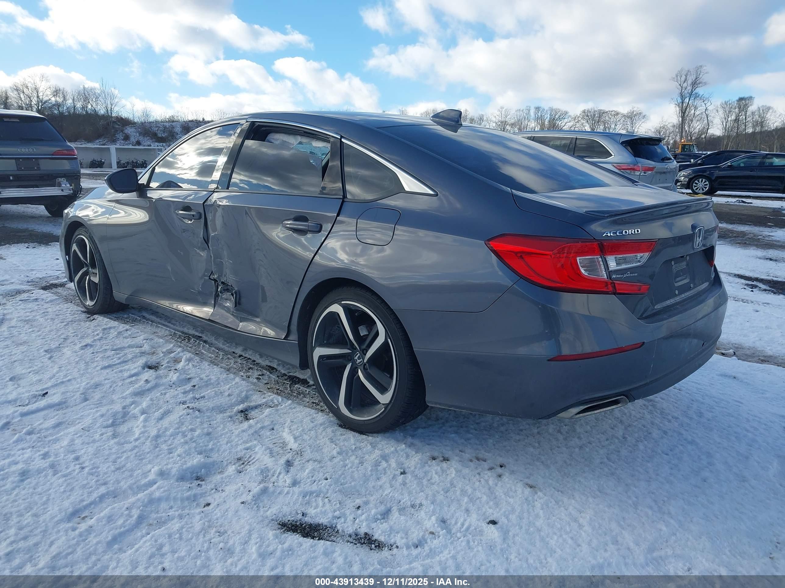 HONDA ACCORD image 3