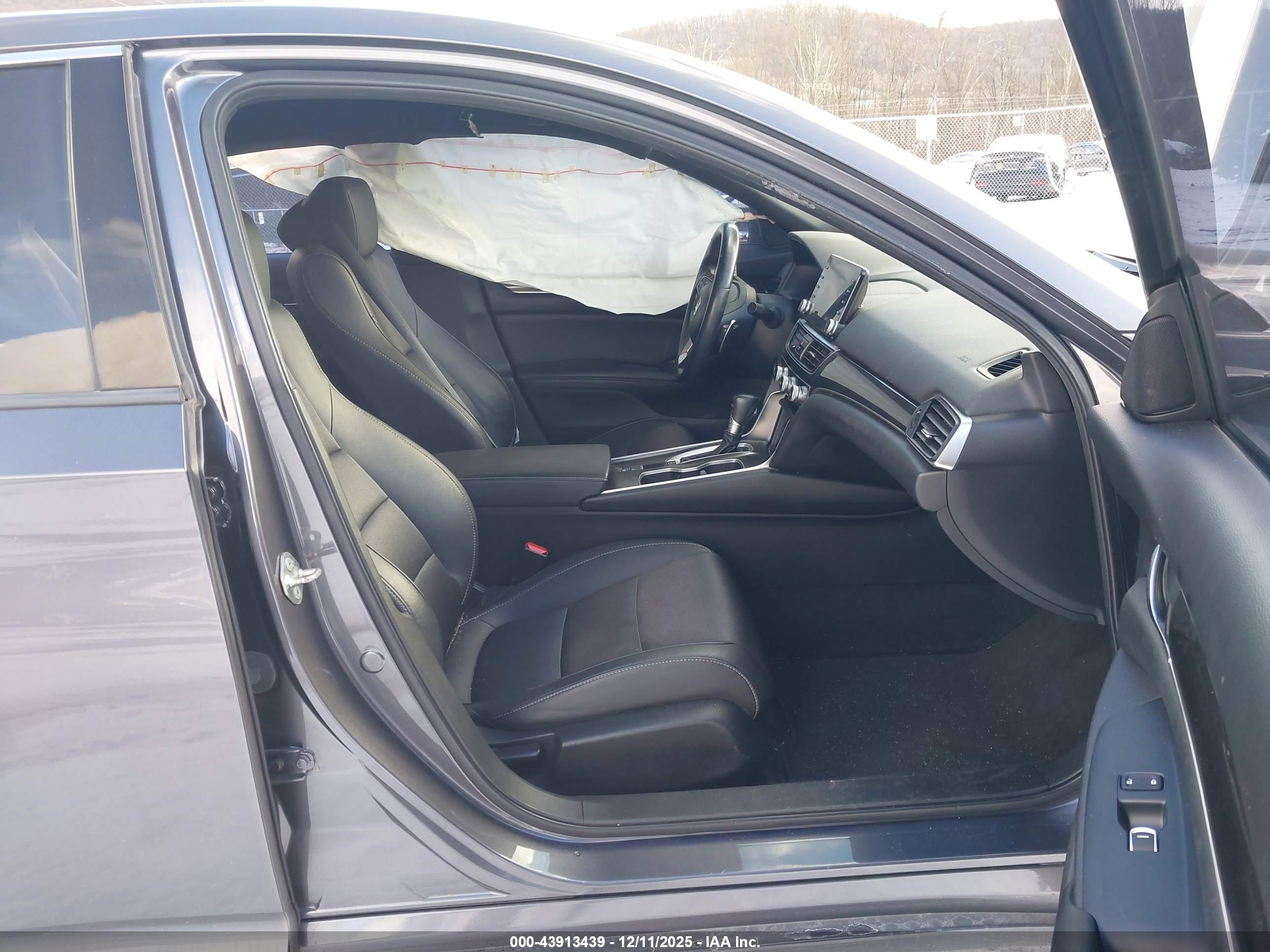 HONDA ACCORD image 5