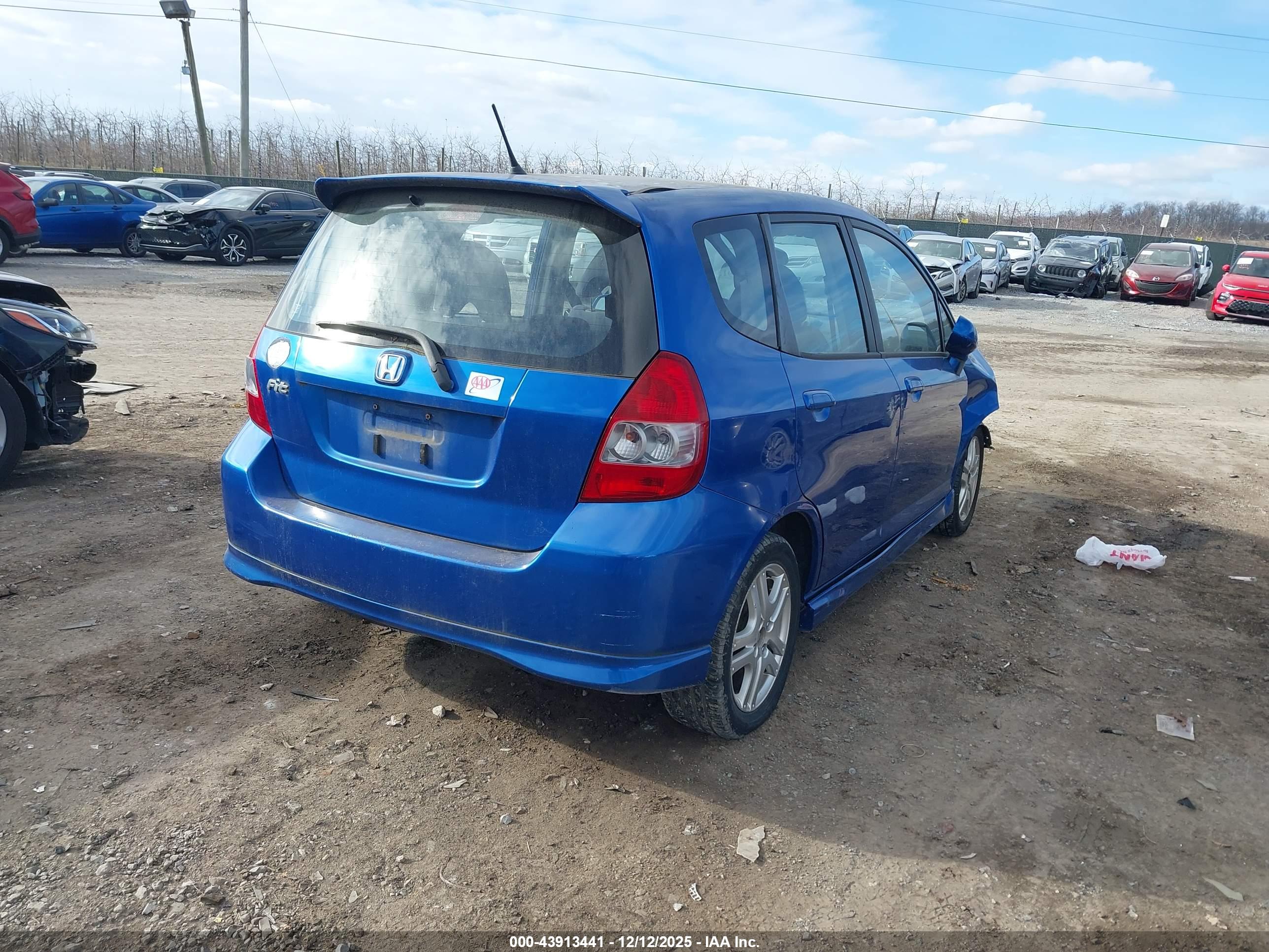 HONDA FIT image 4