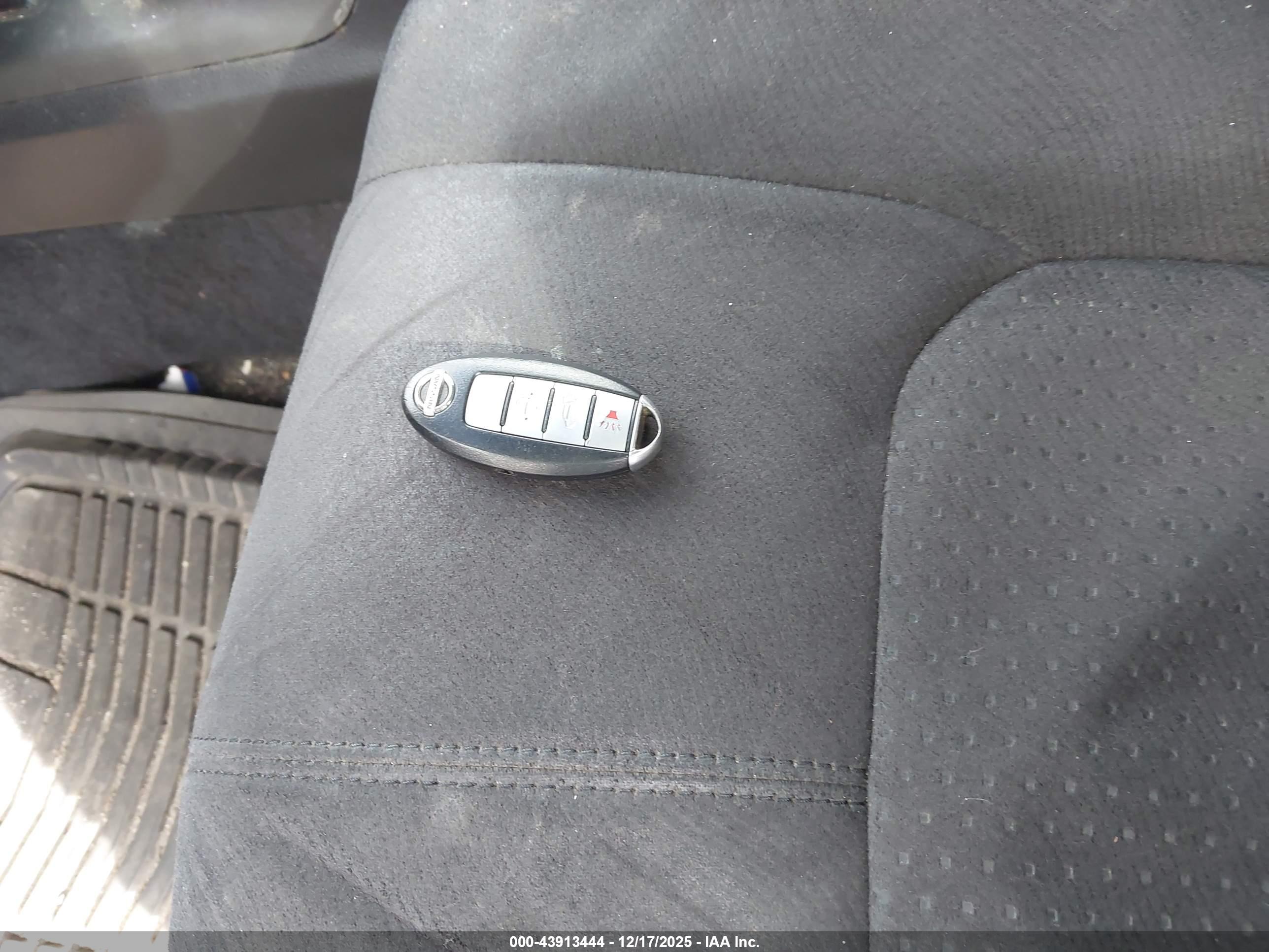 NISSAN MURANO image 11