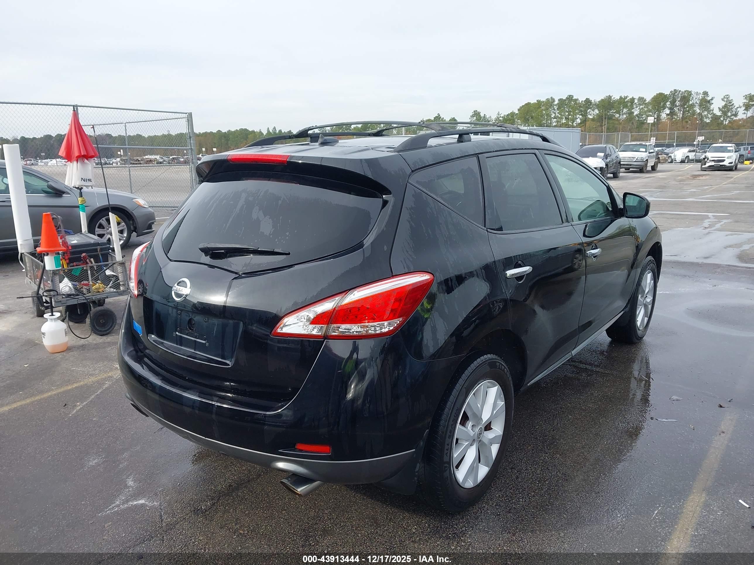NISSAN MURANO image 4