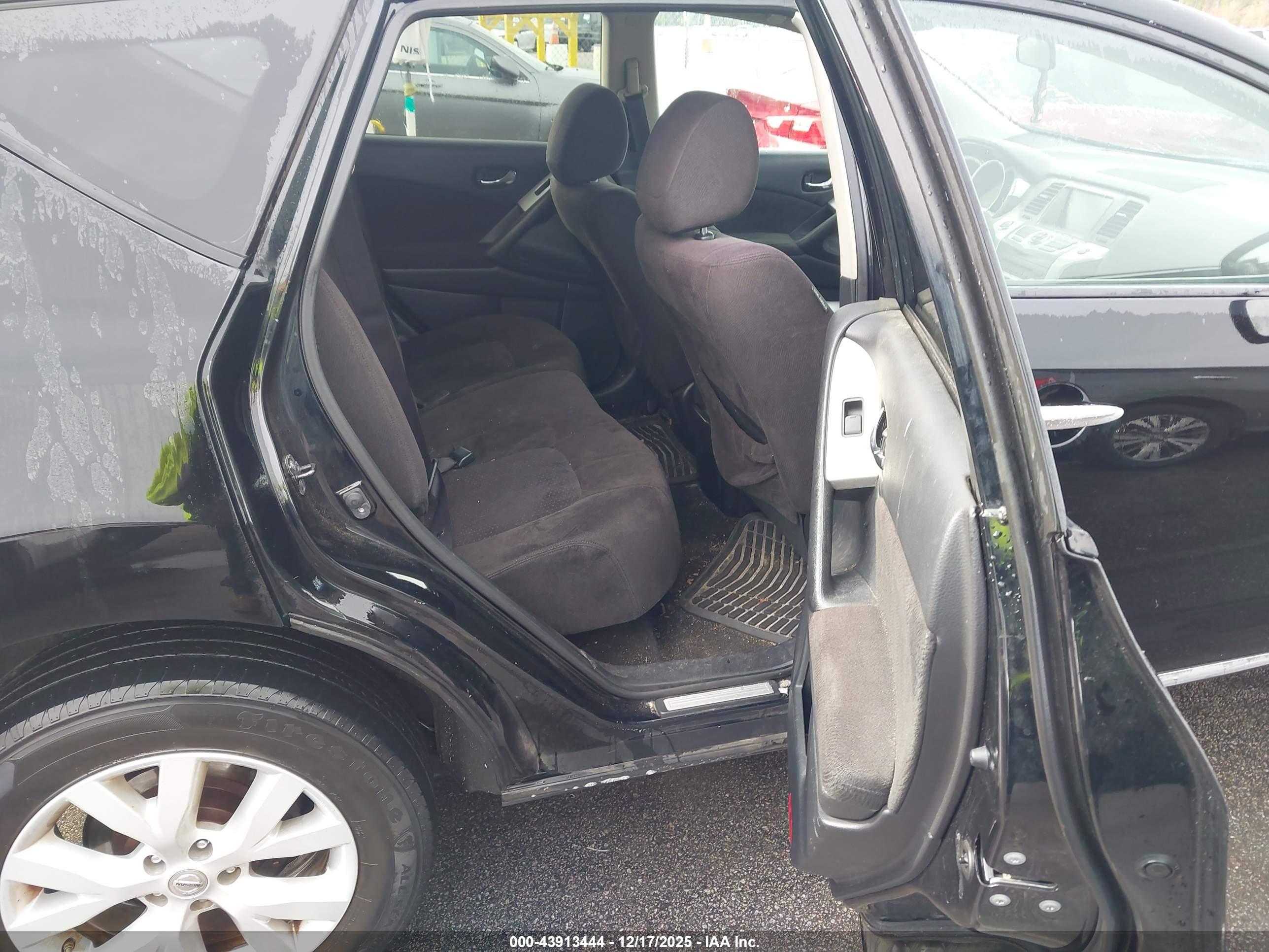 NISSAN MURANO image 8