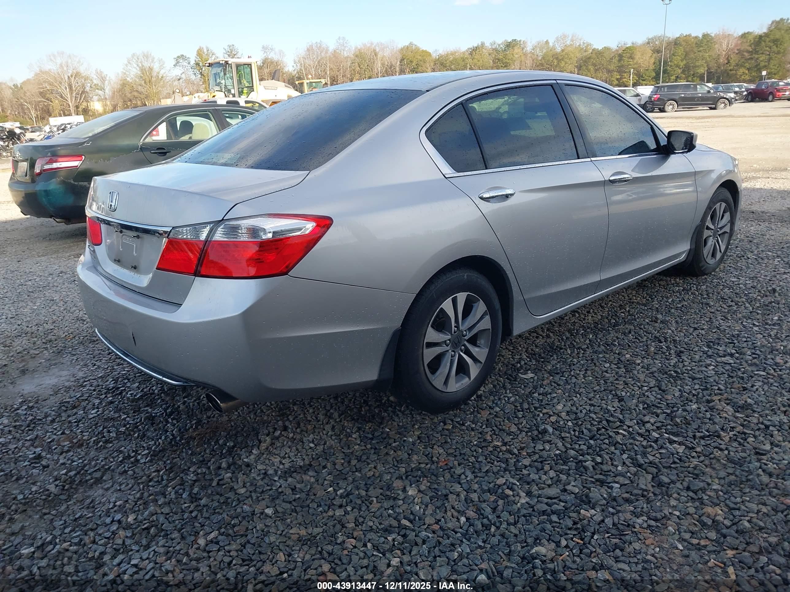 HONDA ACCORD image 4