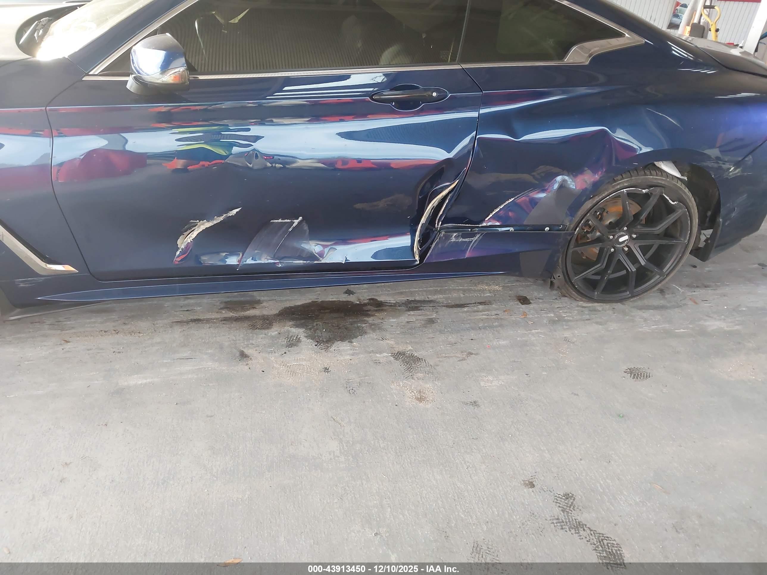 INFINITI Q60 image 6