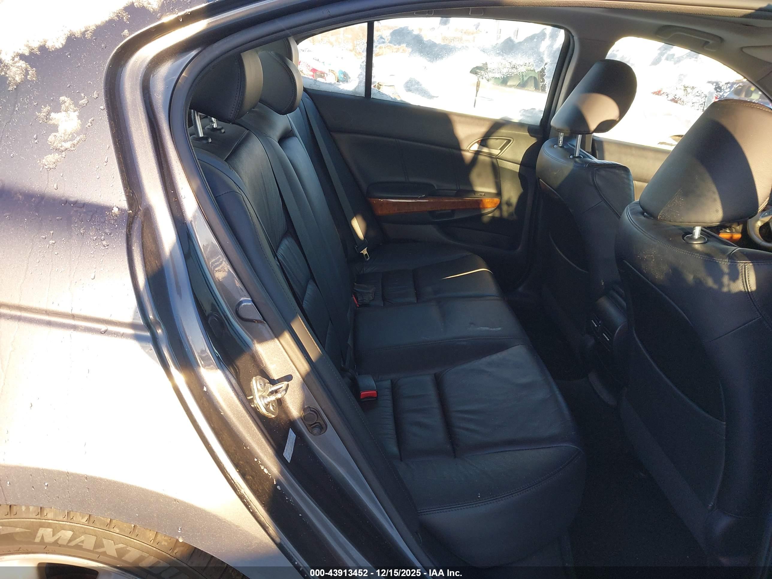 HONDA ACCORD image 8