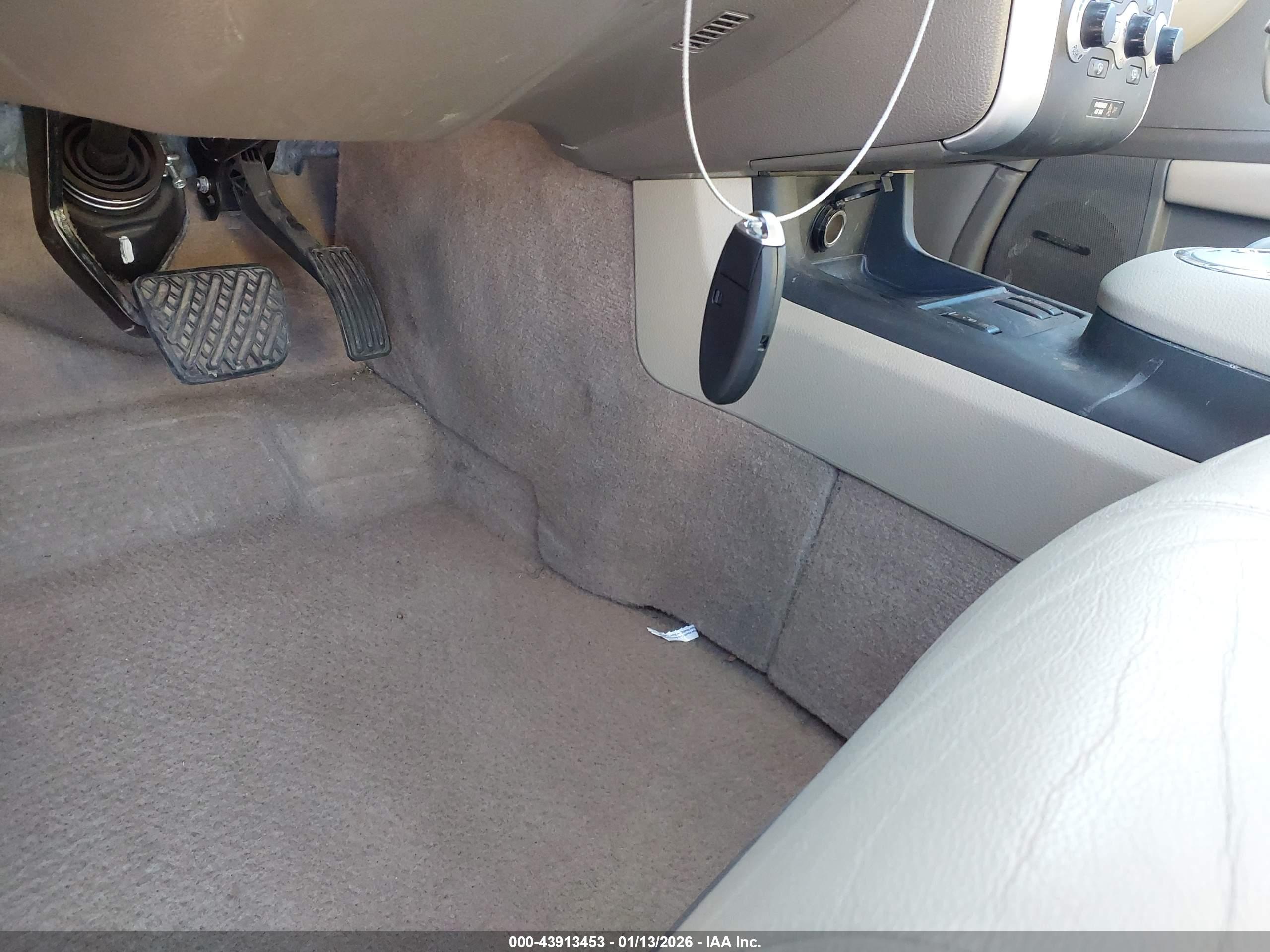 NISSAN MURANO image 11