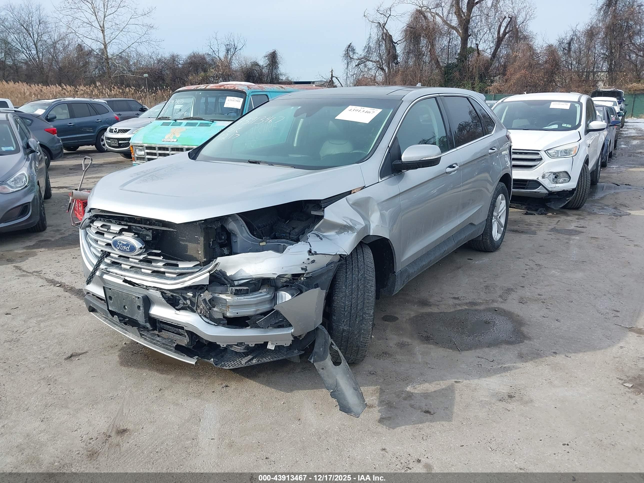 FORD EDGE image 2