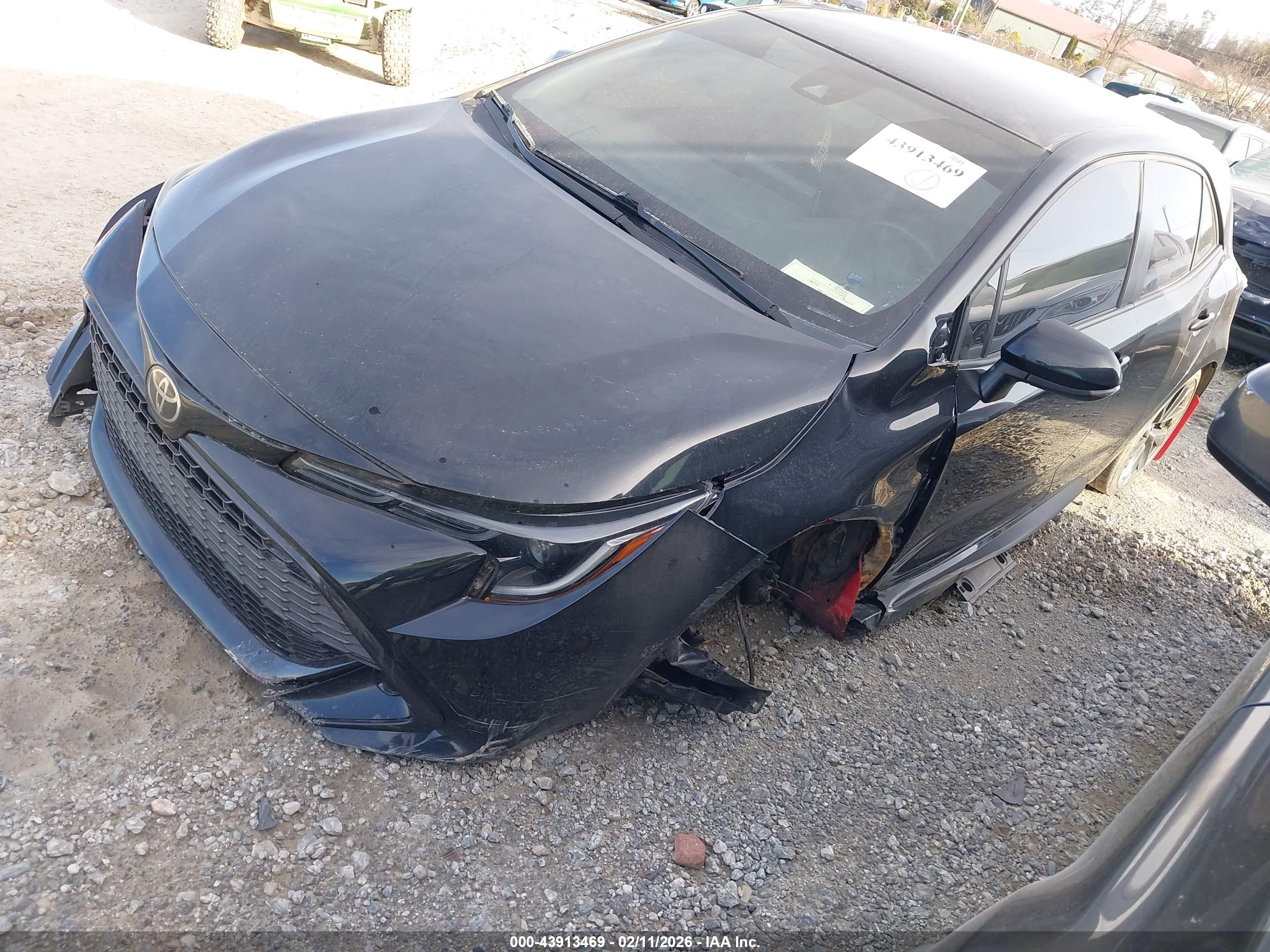 TOYOTA COROLLA image 2