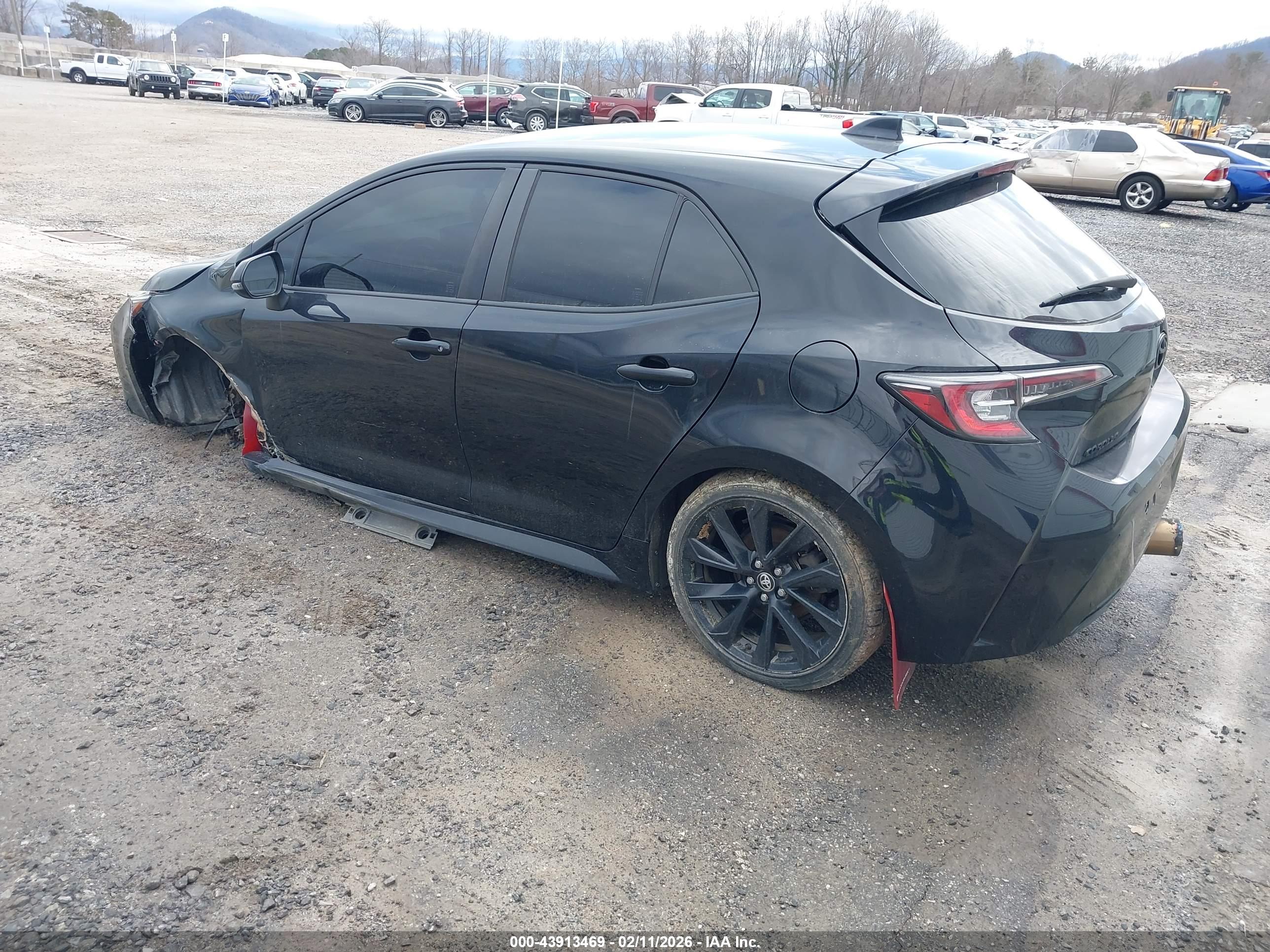 TOYOTA COROLLA image 3