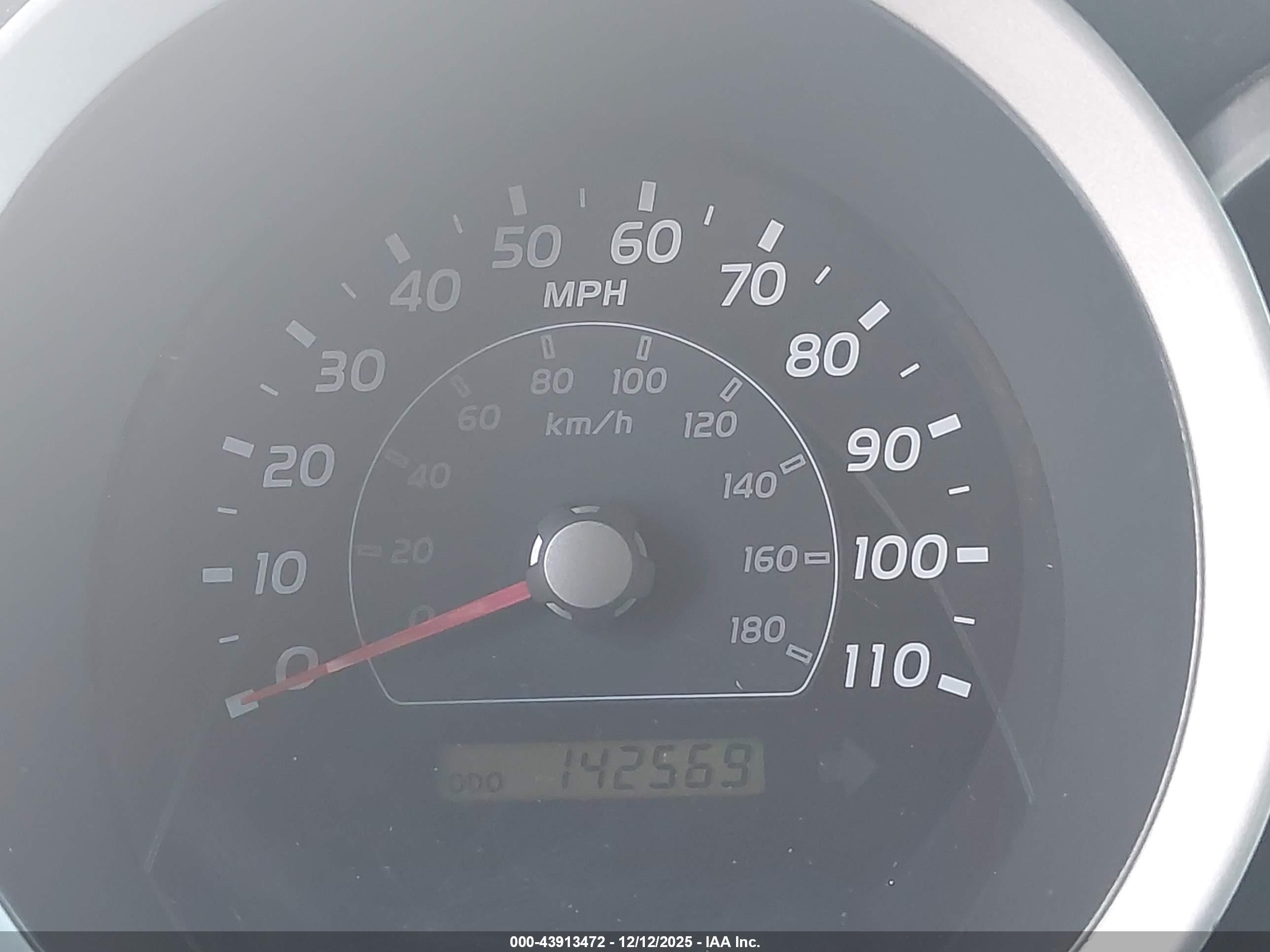 TOYOTA 4RUNNER image 7