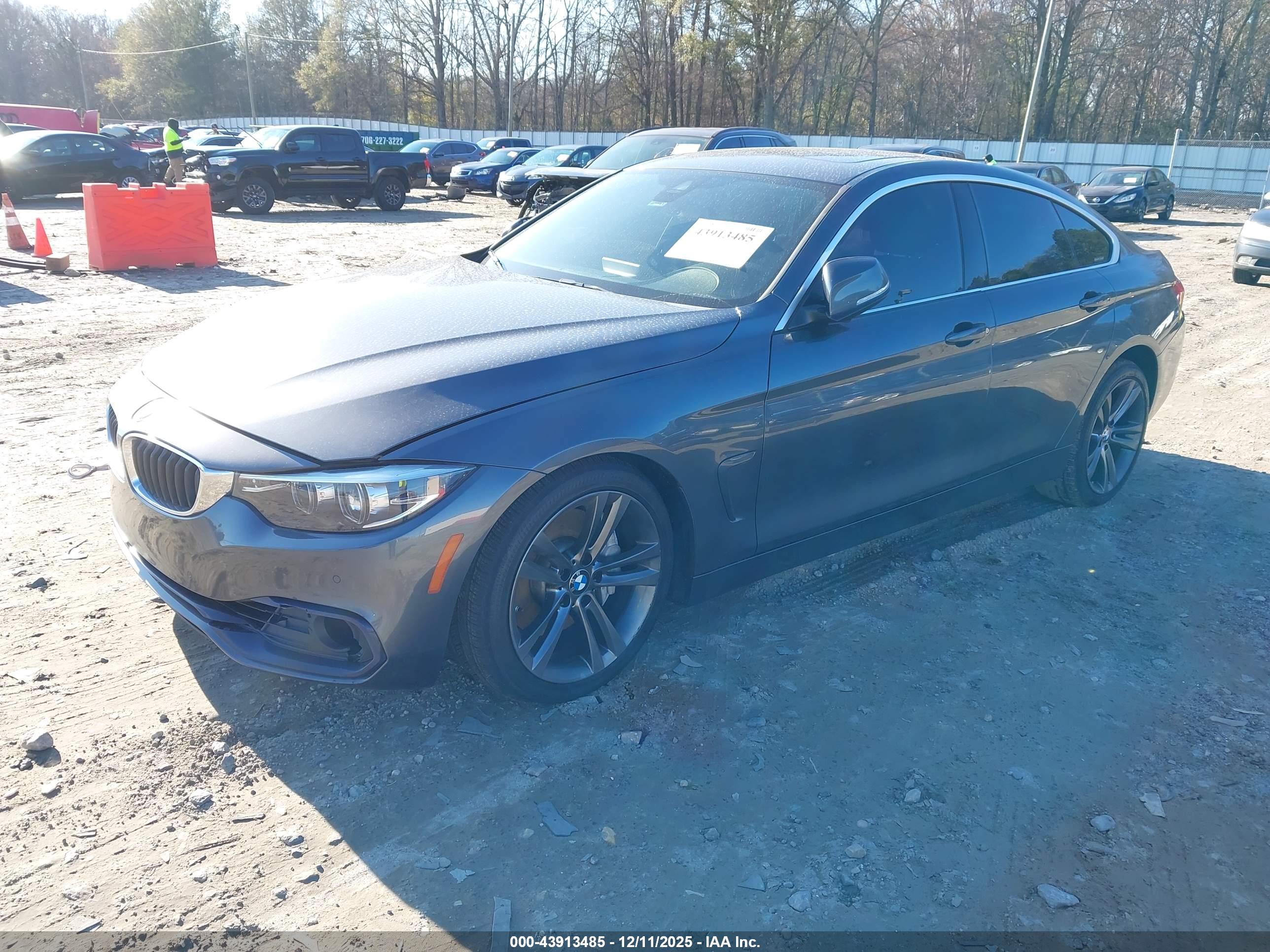 BMW 440I image 2